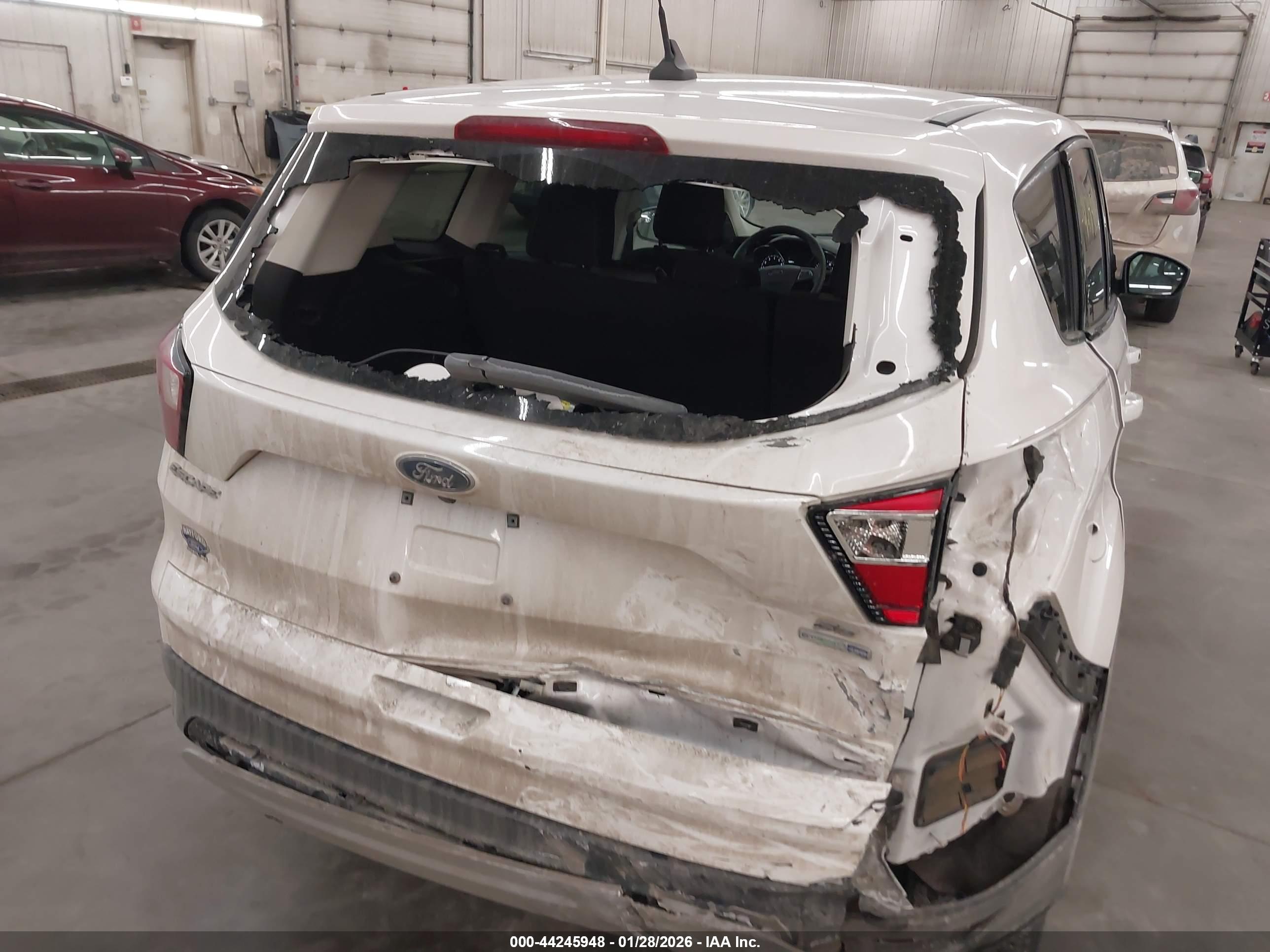FORD ESCAPE image 6