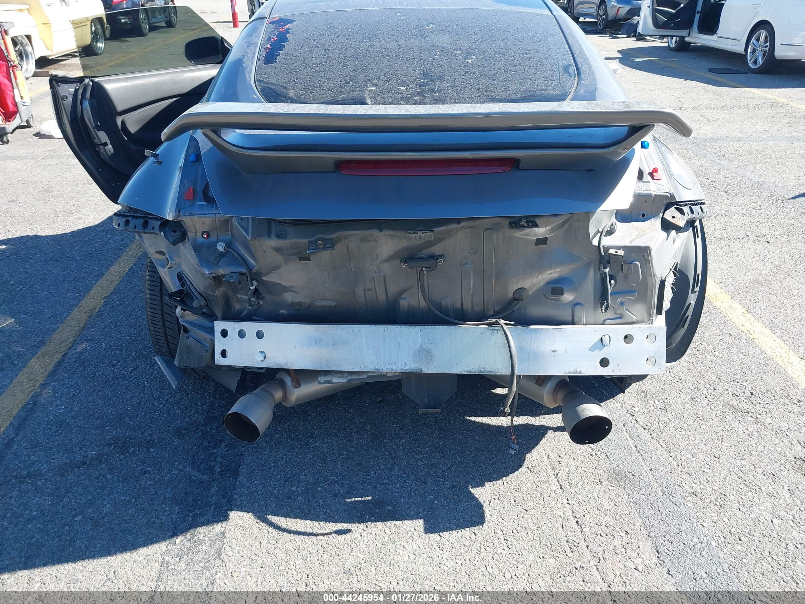 NISSAN 370Z image 6