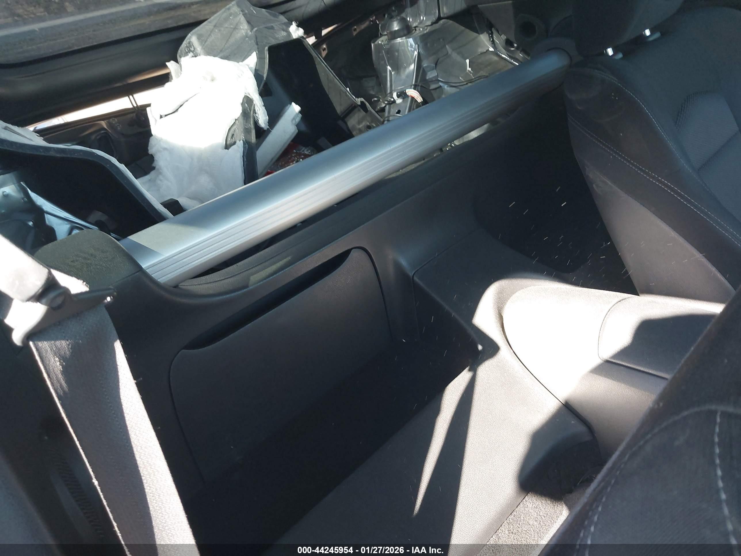 NISSAN 370Z image 8