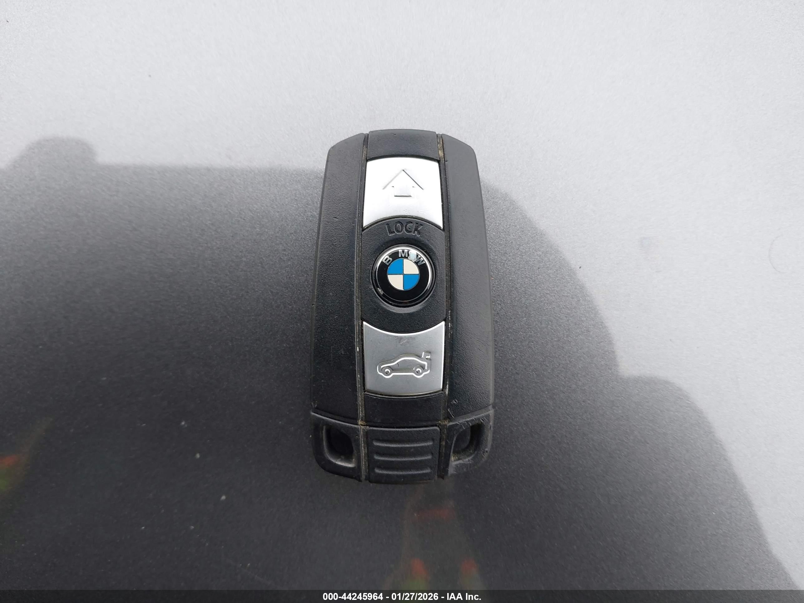 BMW 328I image 11