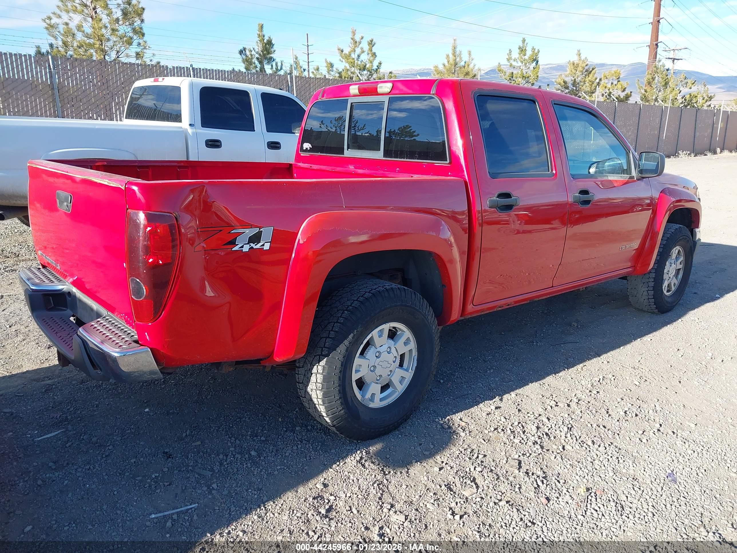 CHEVROLET COLORADO image 4