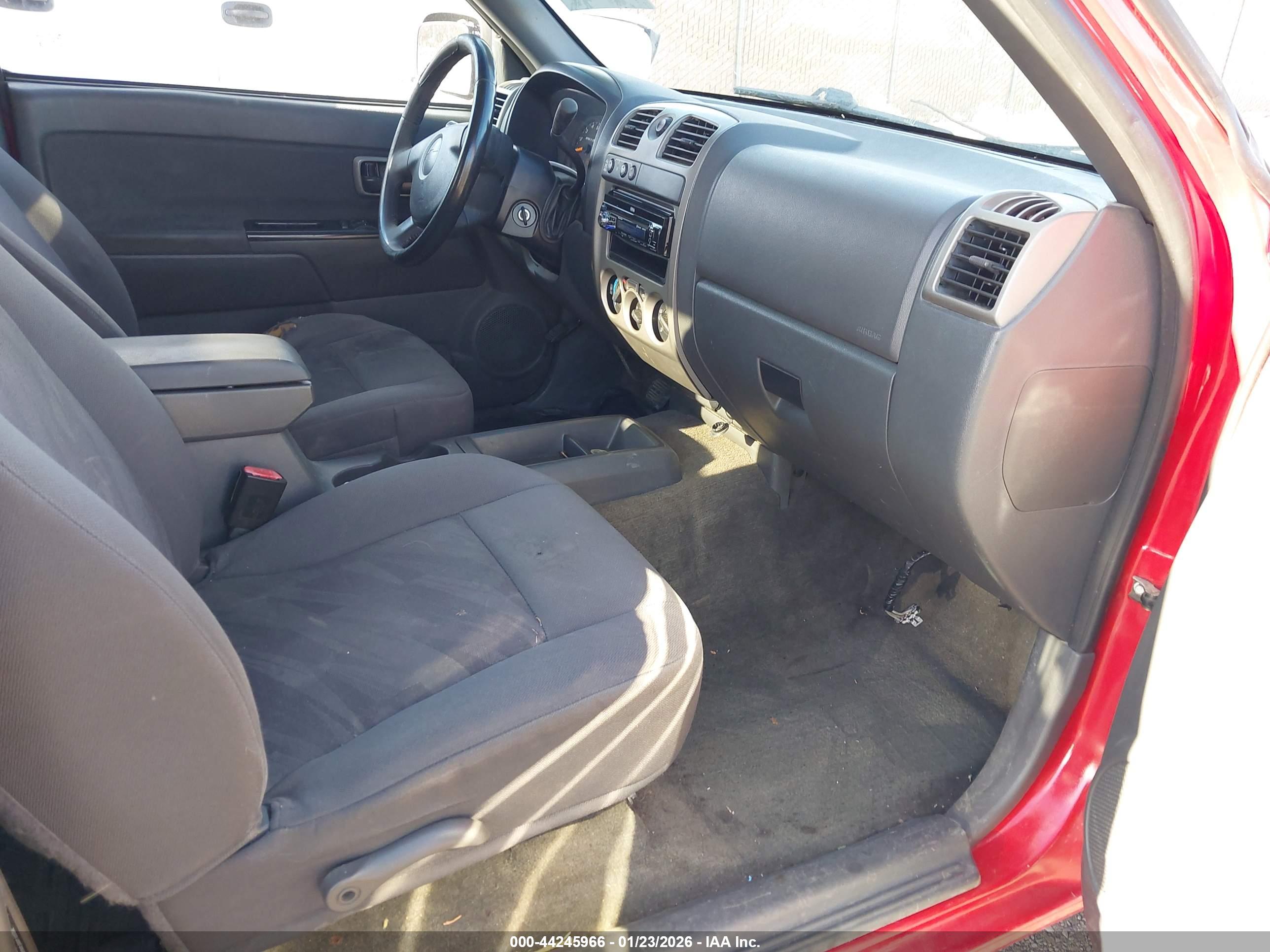 CHEVROLET COLORADO image 5