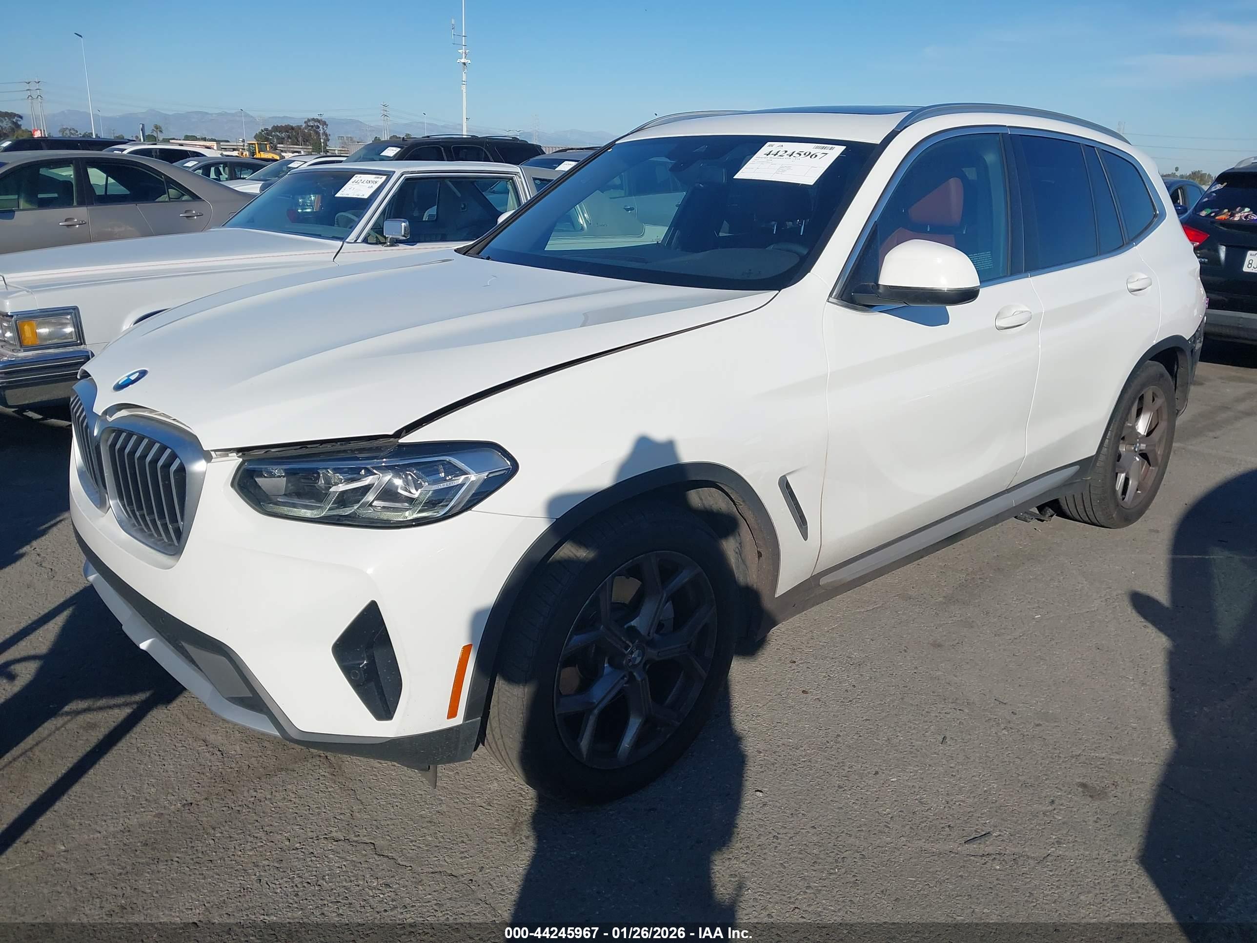 BMW X3 image 2