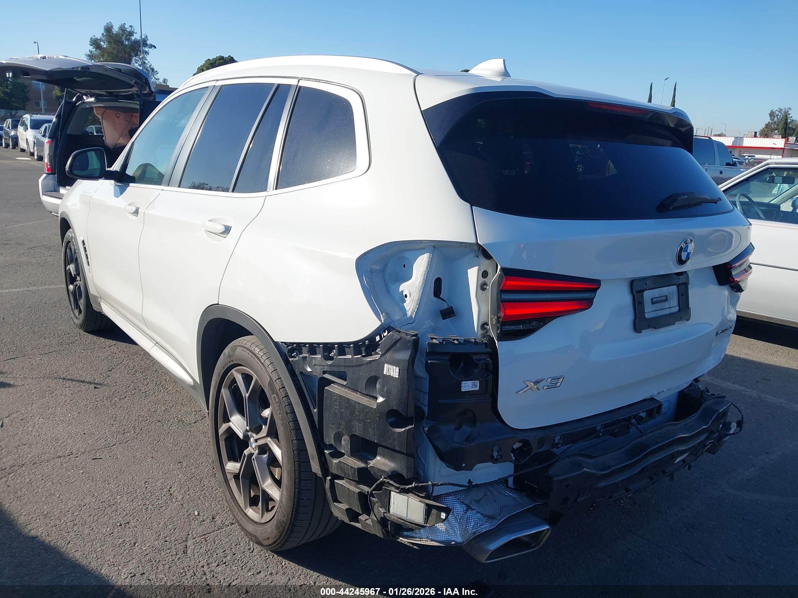 BMW X3 image 3