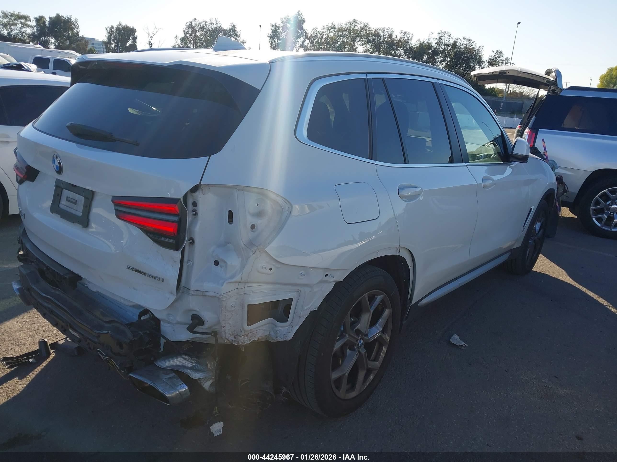 BMW X3 image 4