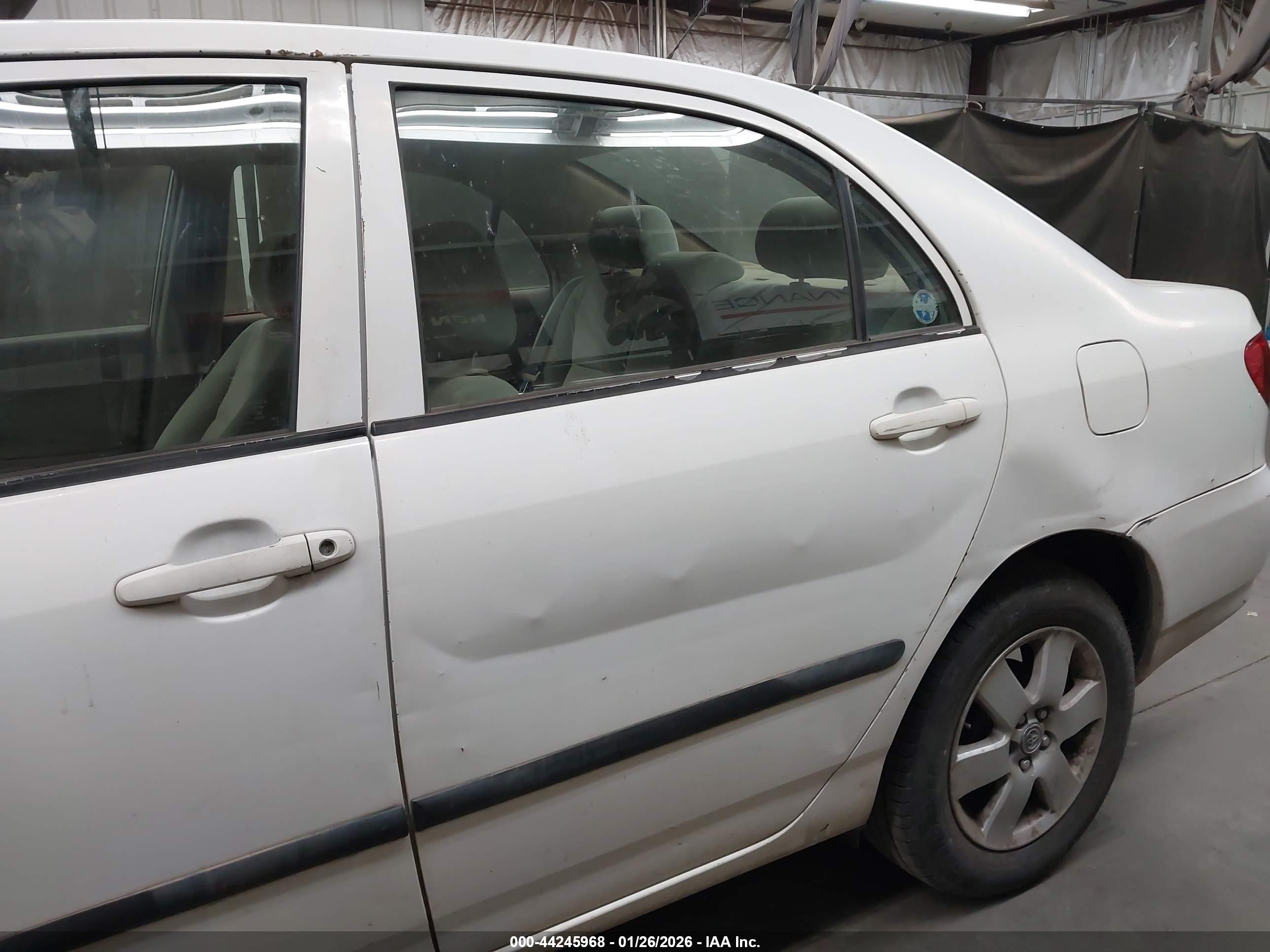 TOYOTA COROLLA image 6