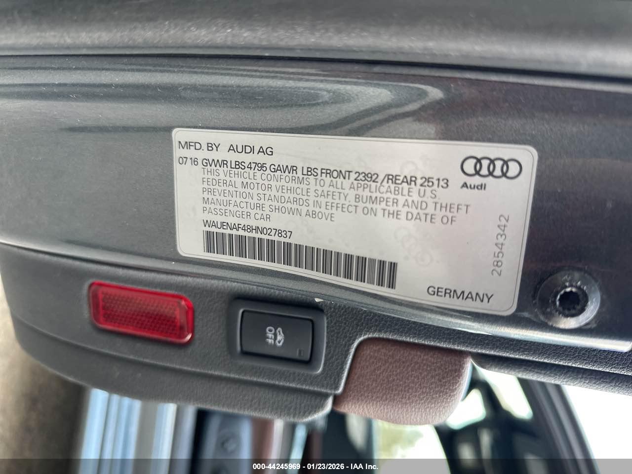 AUDI A4 image 9