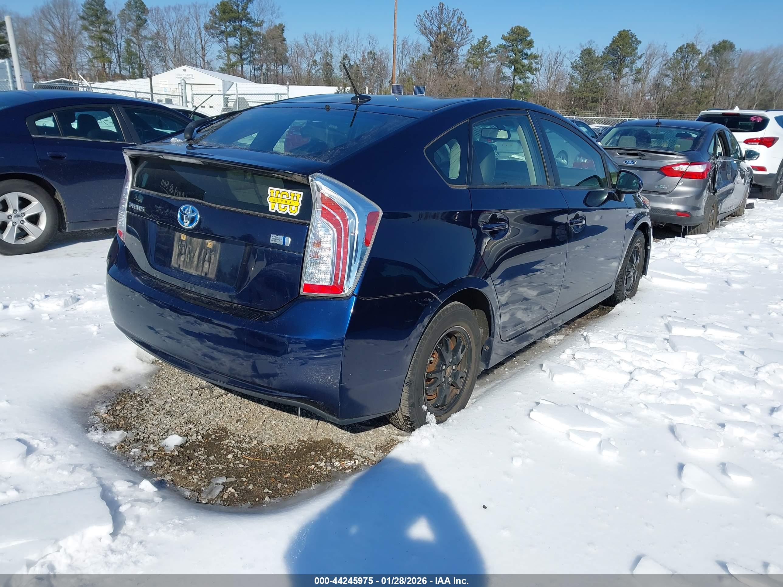 TOYOTA PRIUS image 4