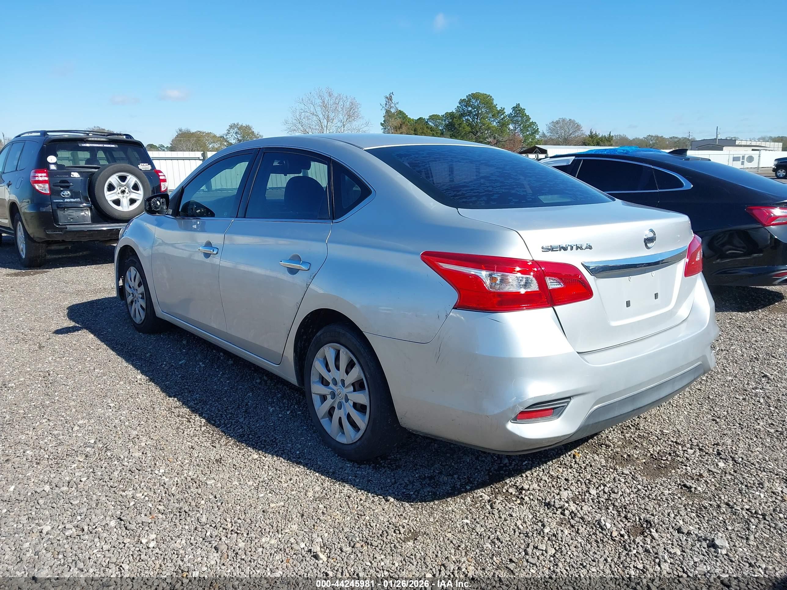 NISSAN SENTRA image 3