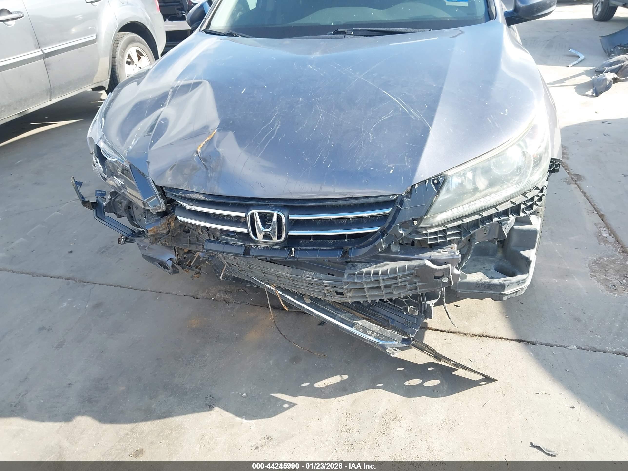 HONDA ACCORD image 6