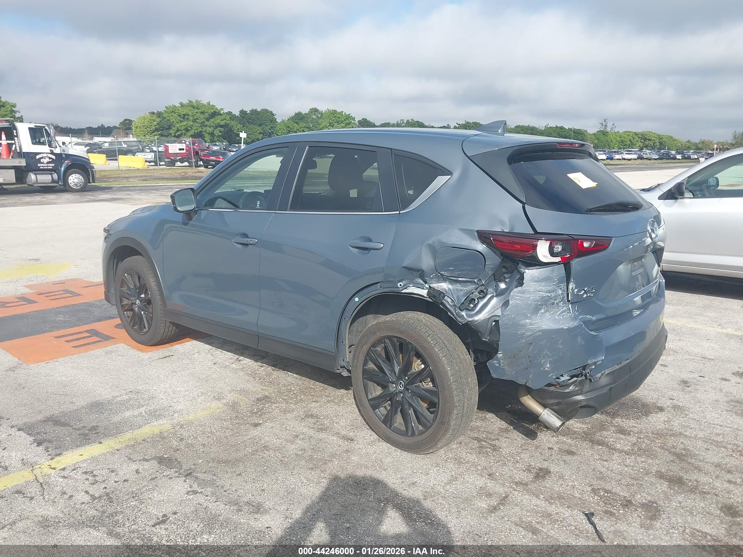 MAZDA CX-5 image 3