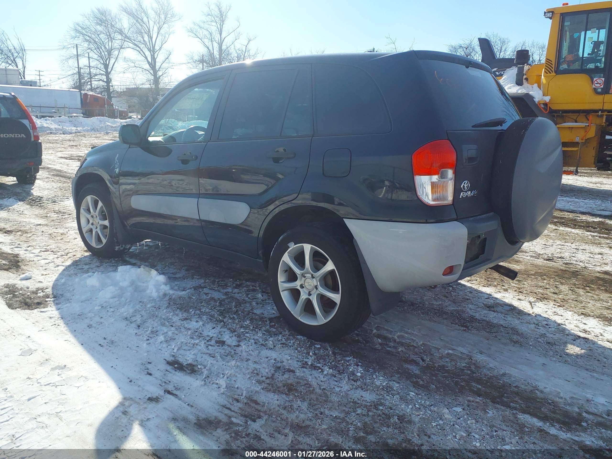 TOYOTA RAV4 image 3