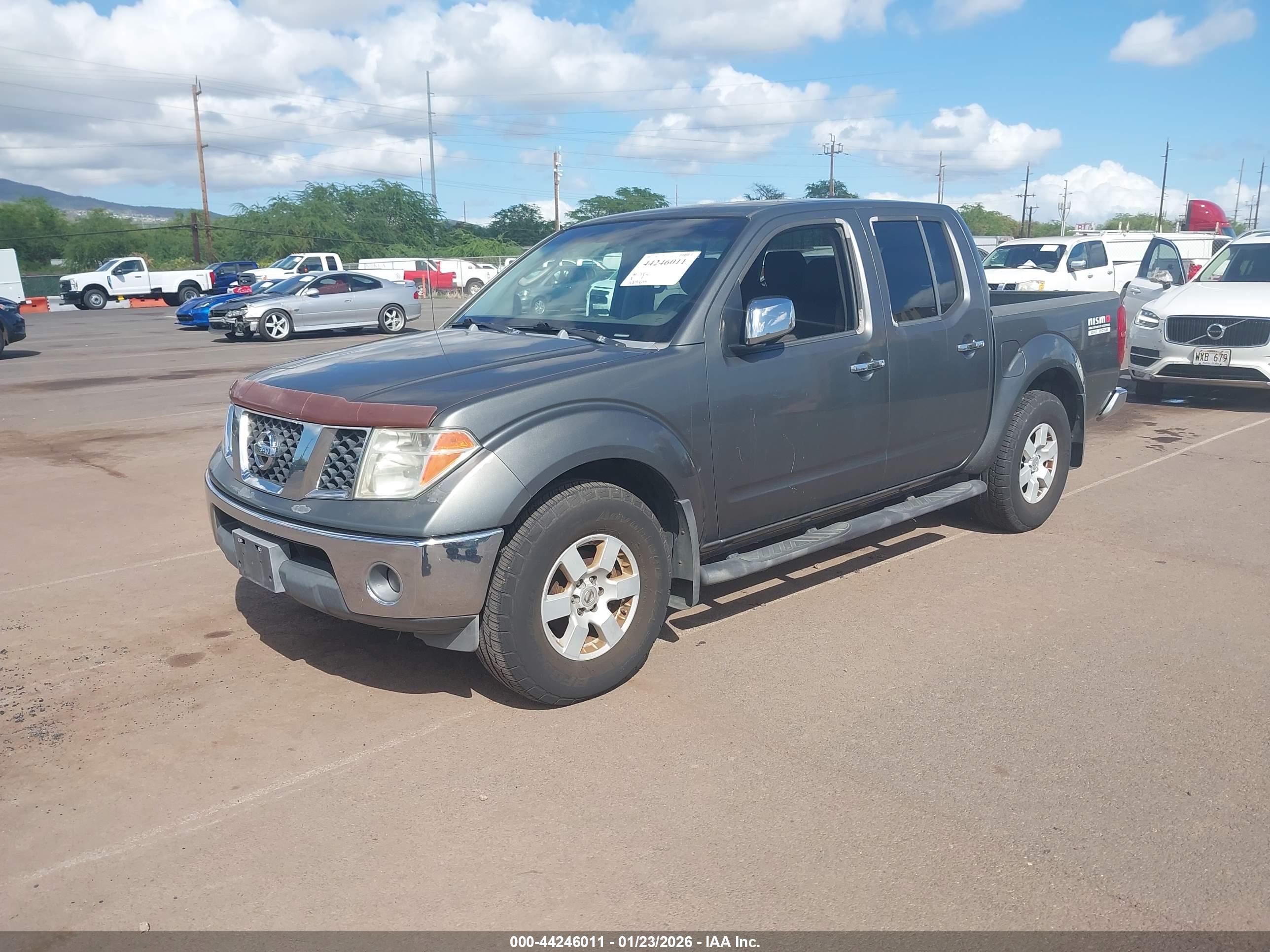 NISSAN FRONTIER image 2