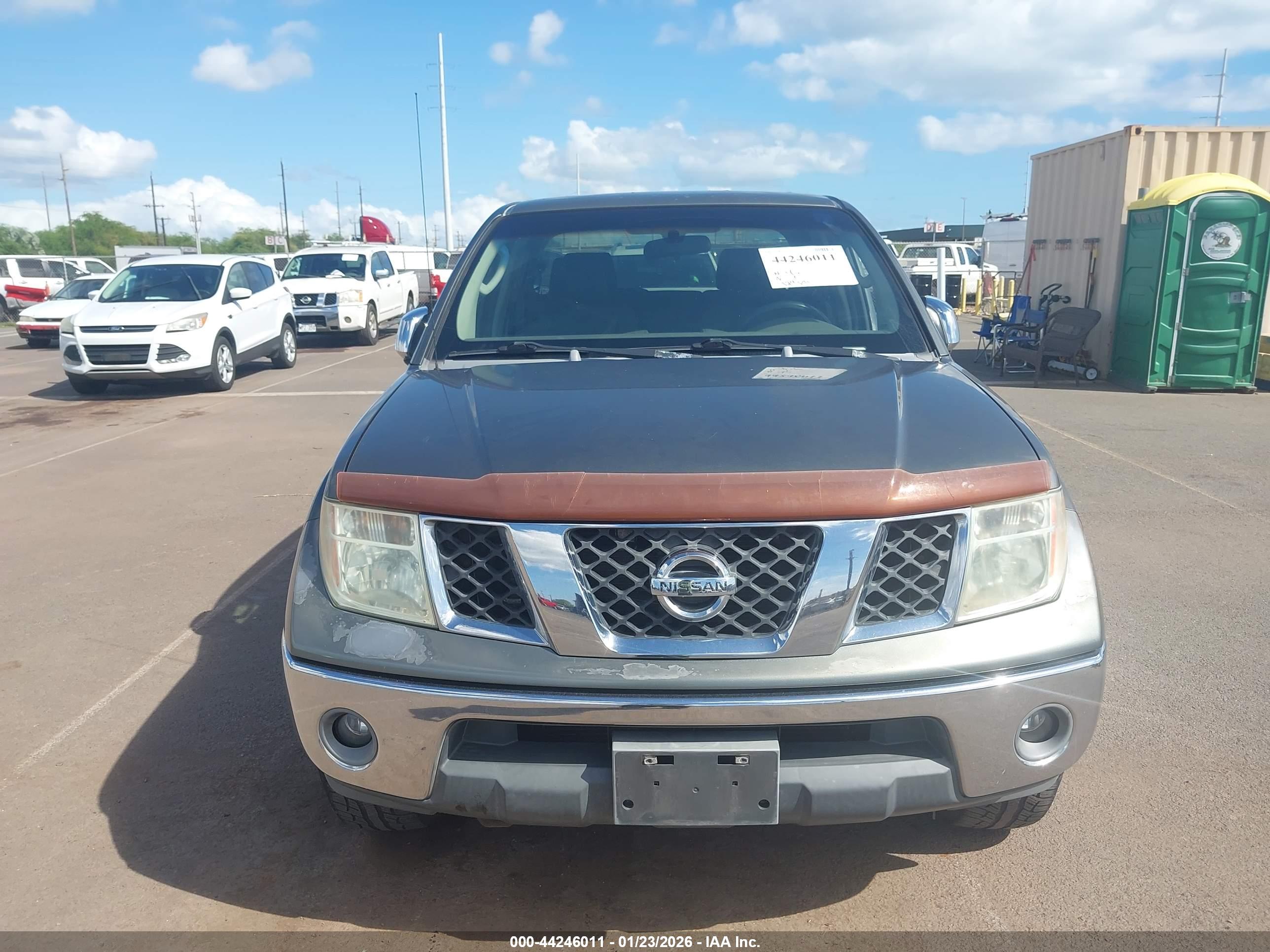 NISSAN FRONTIER image 6