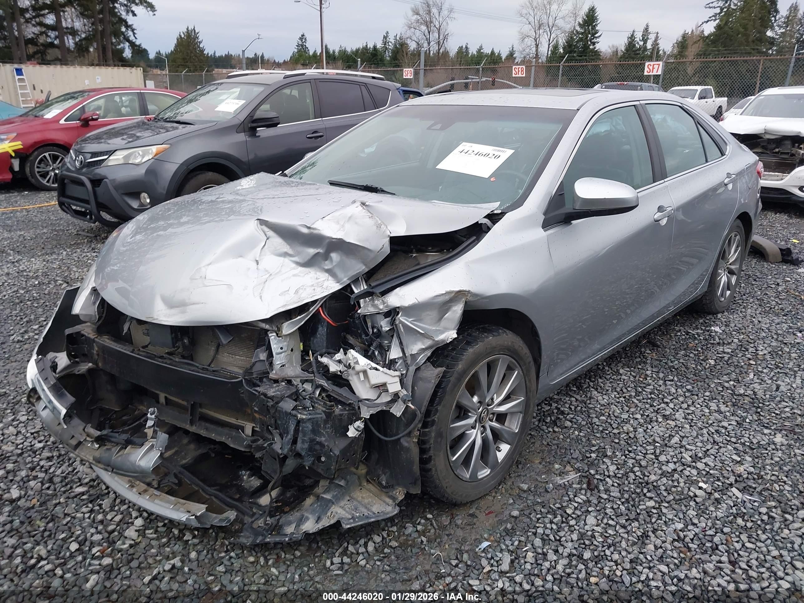 TOYOTA CAMRY image 2