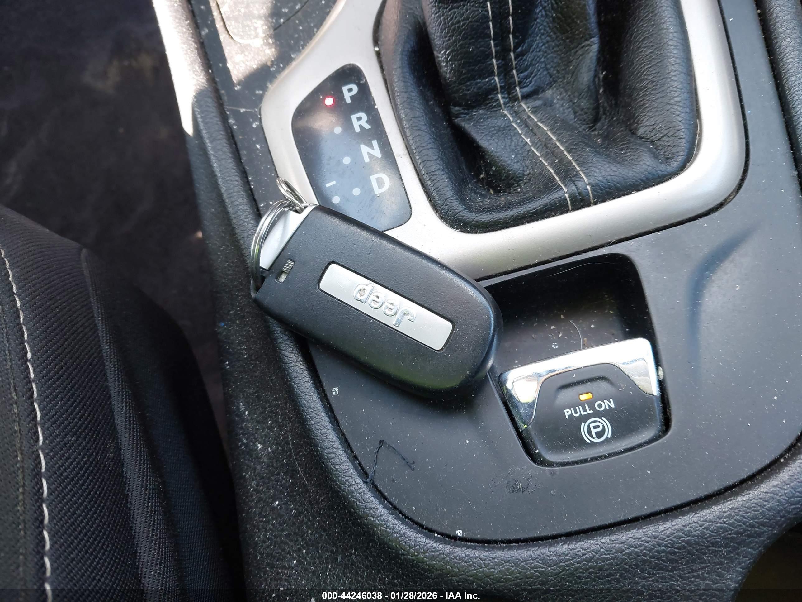 JEEP CHEROKEE image 11