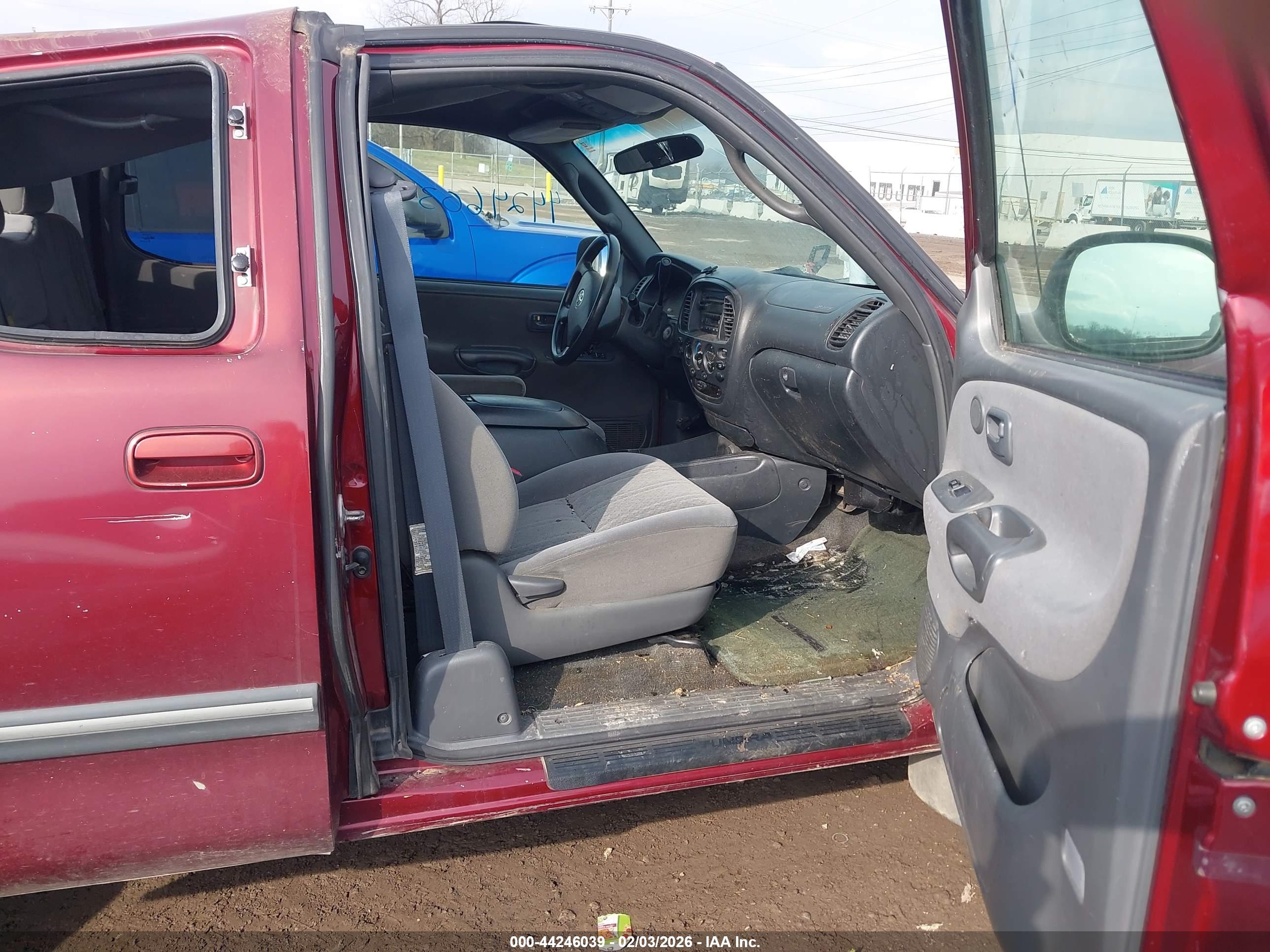 TOYOTA TUNDRA image 5