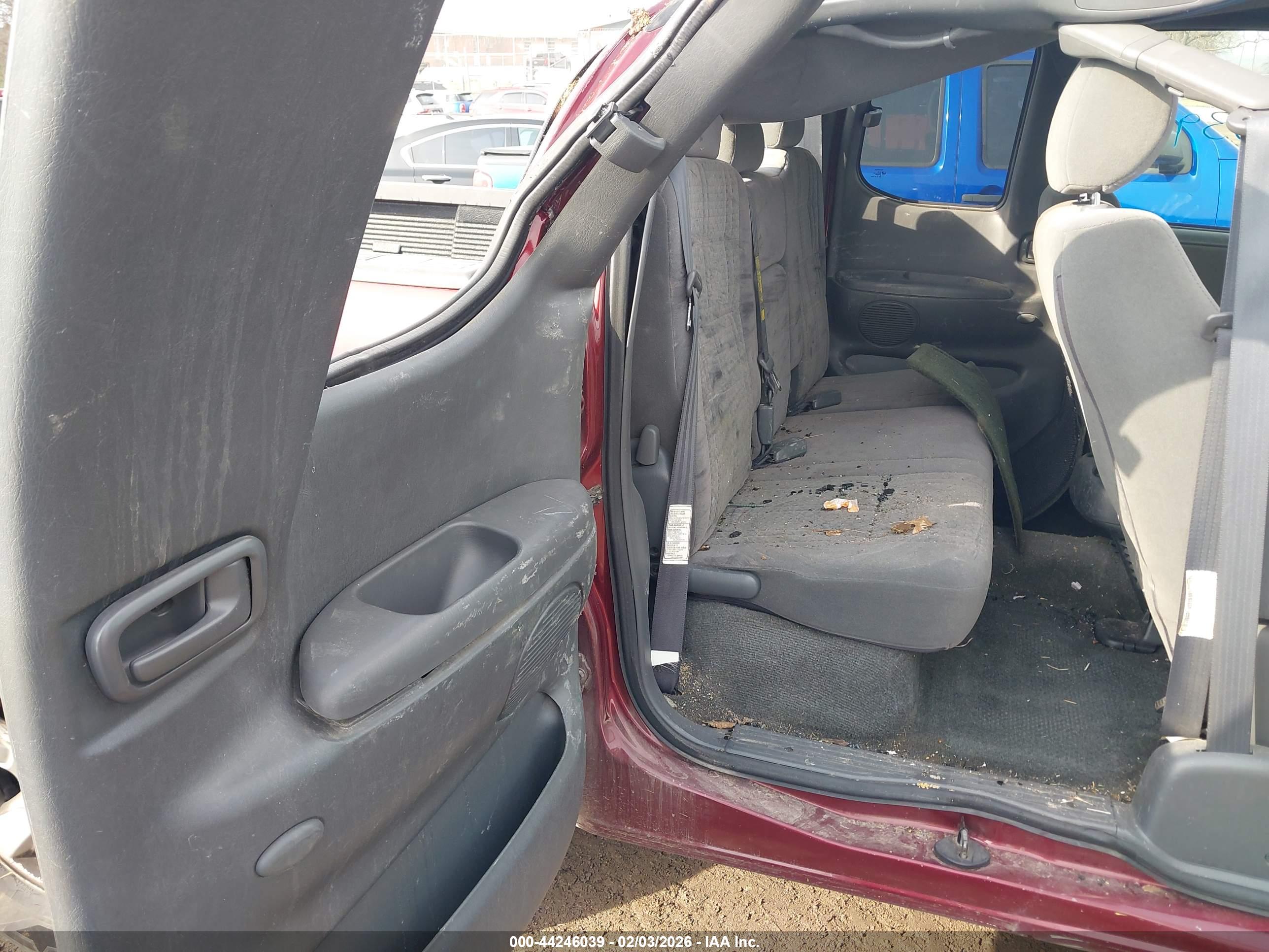 TOYOTA TUNDRA image 8