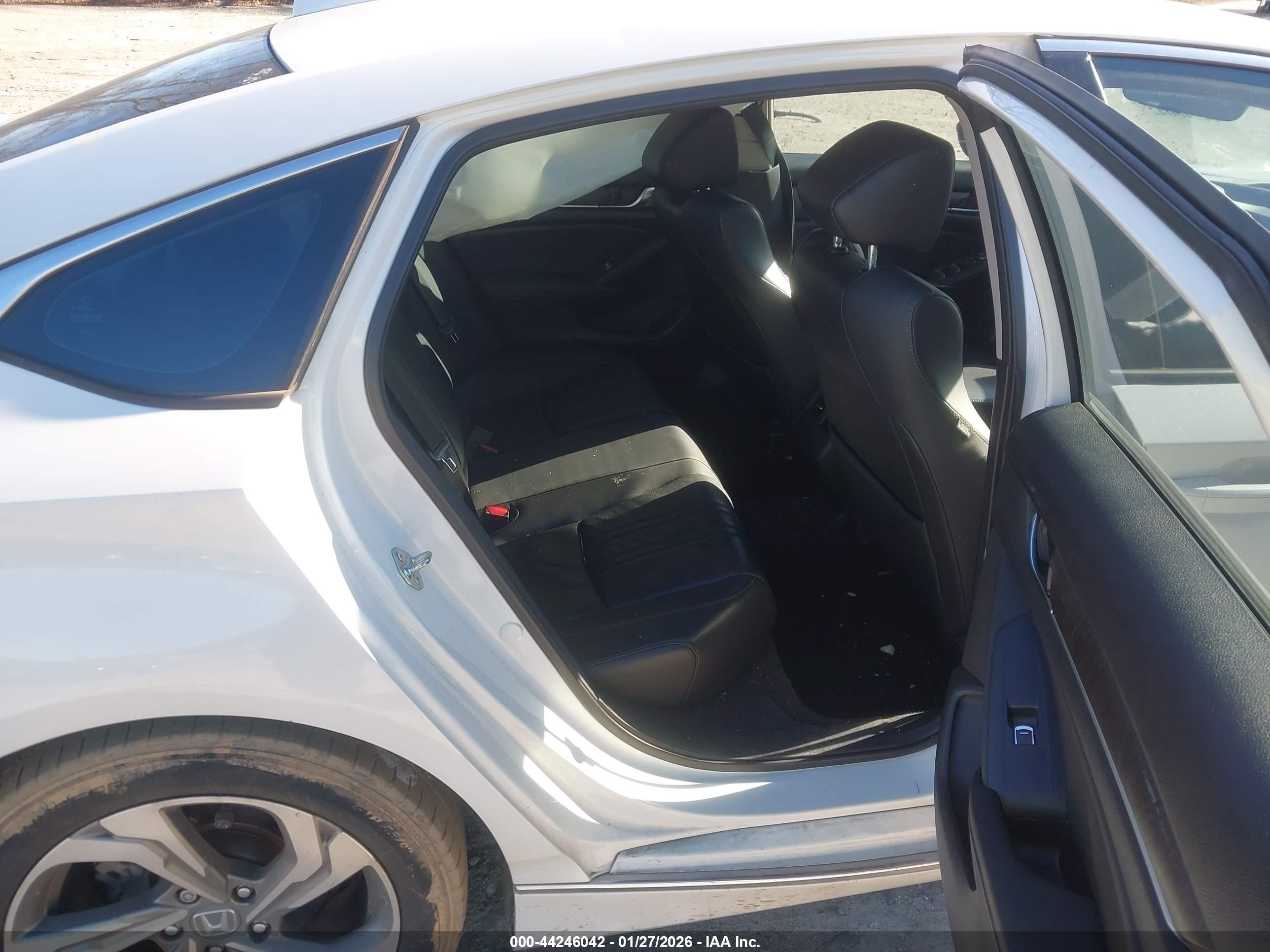 HONDA ACCORD image 8