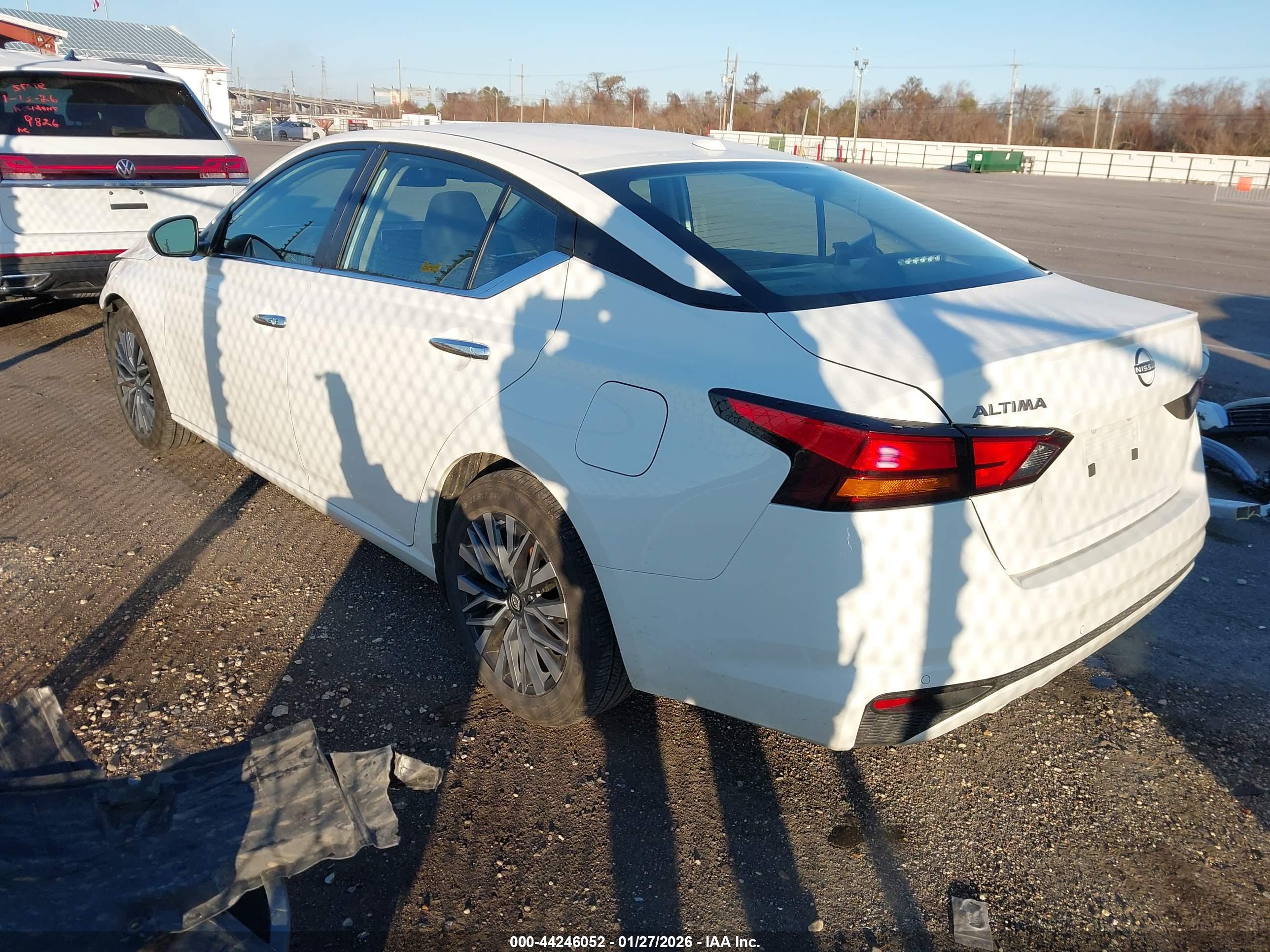 NISSAN ALTIMA image 3
