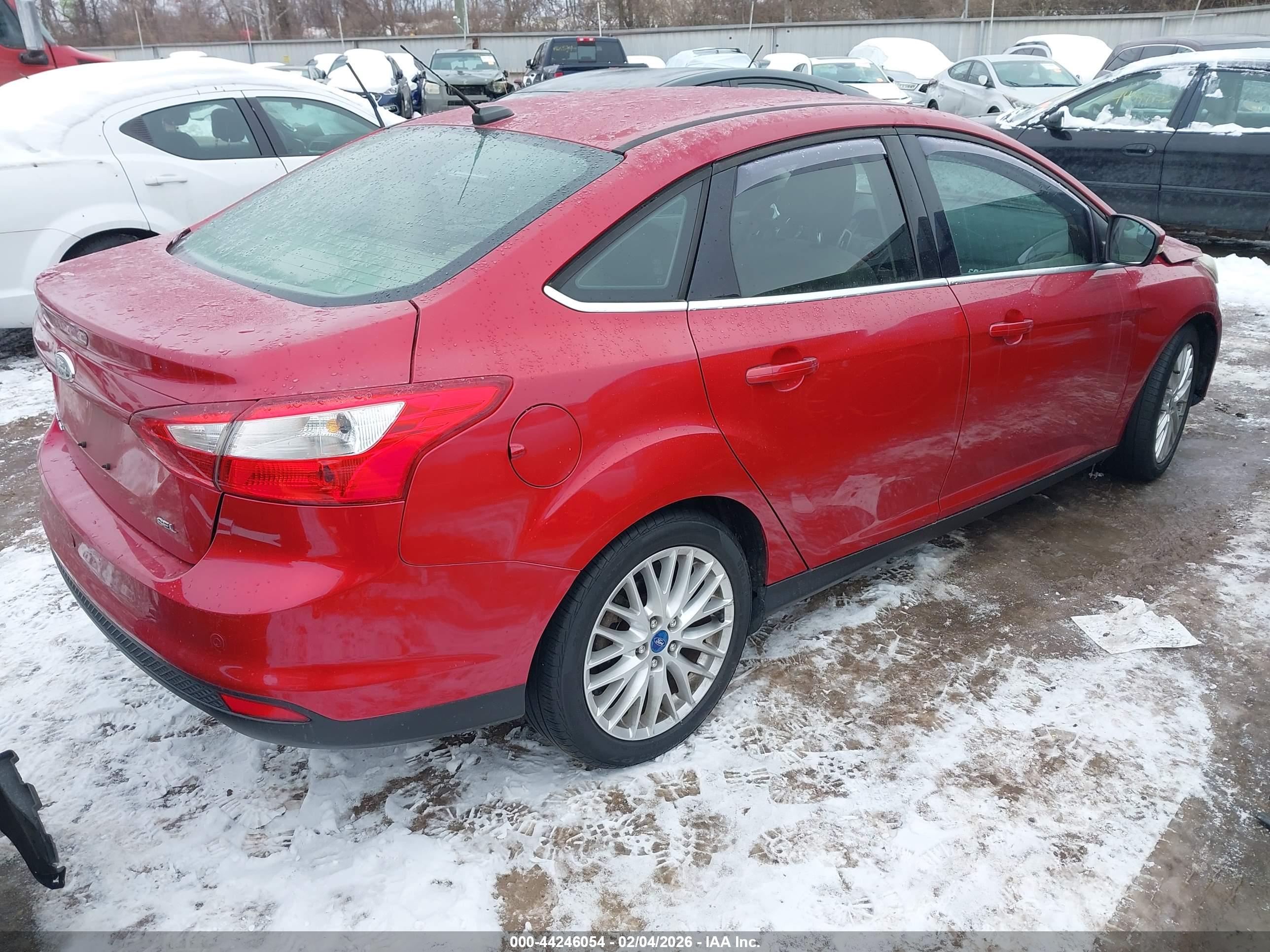 FORD FOCUS image 4