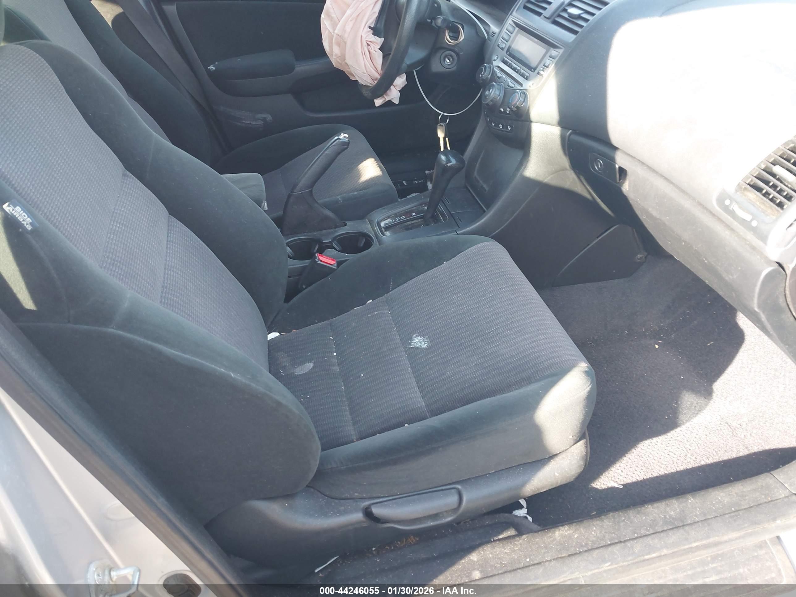 HONDA ACCORD image 5