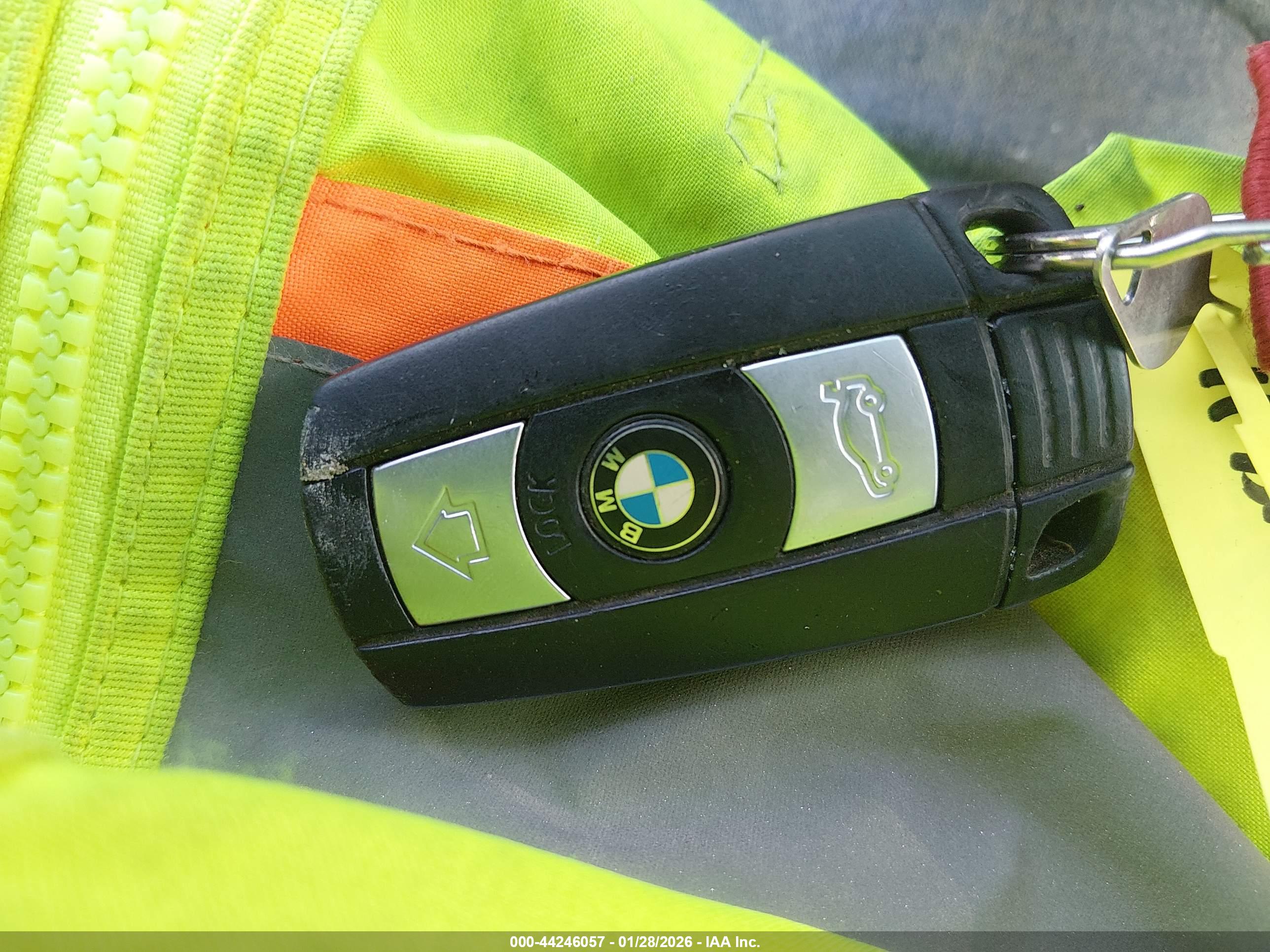 BMW 328I image 11
