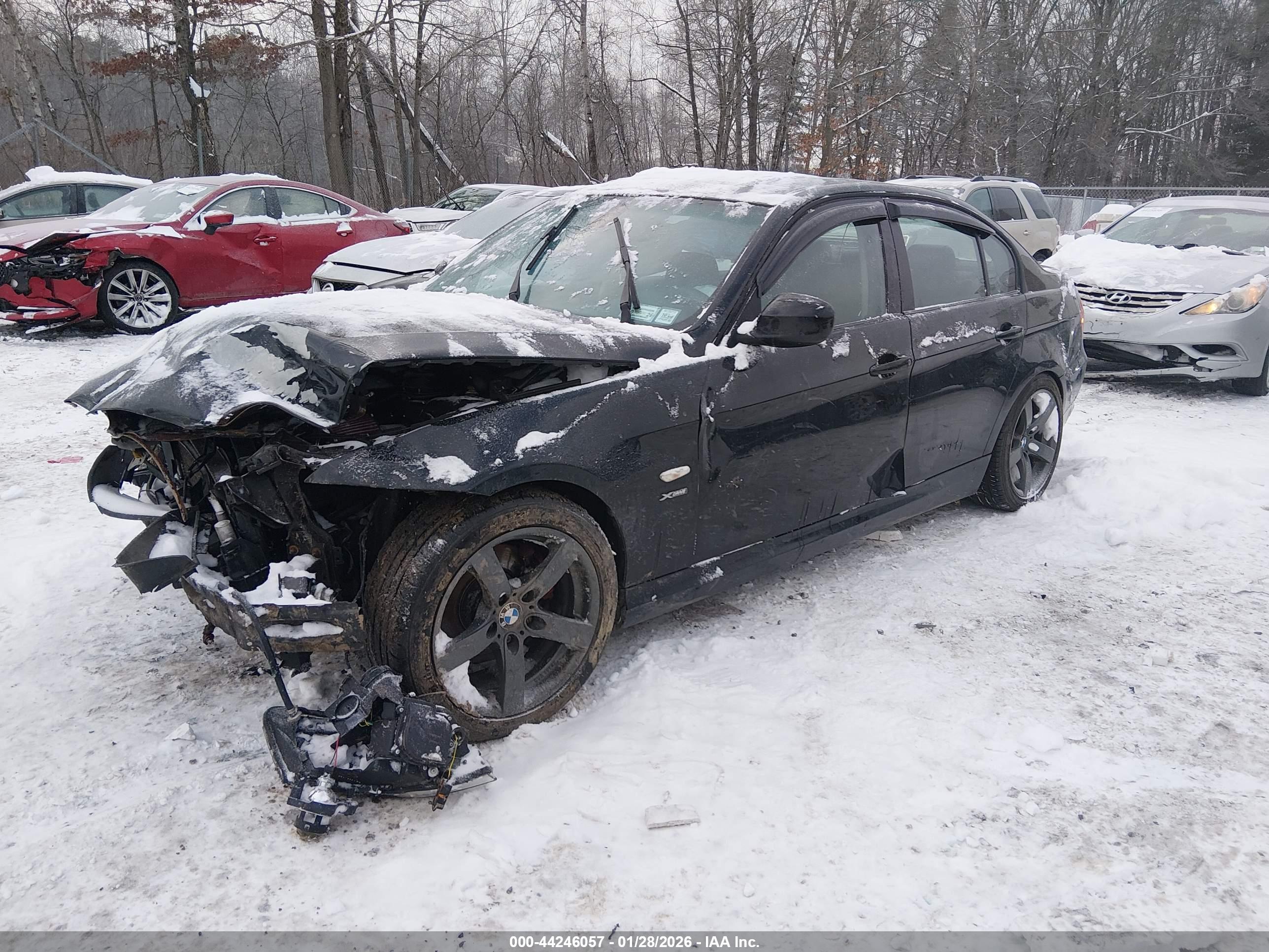 BMW 328I image 2