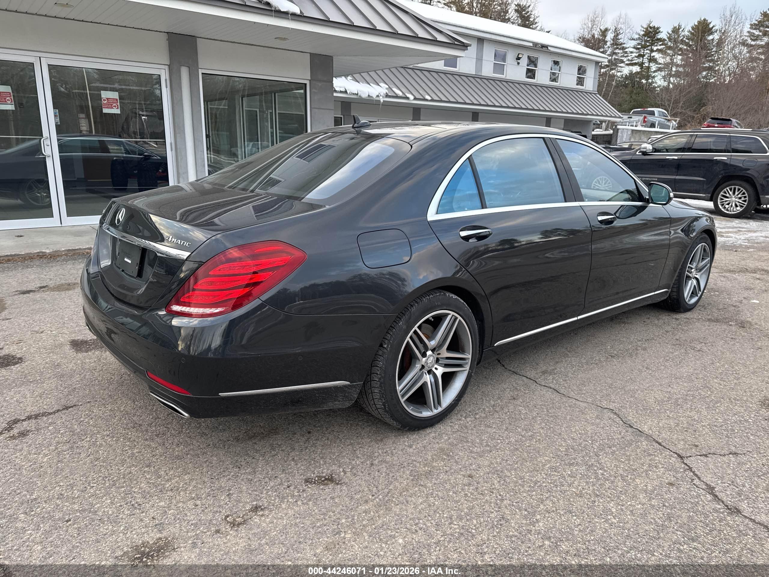 MERCEDES-BENZ S image 4