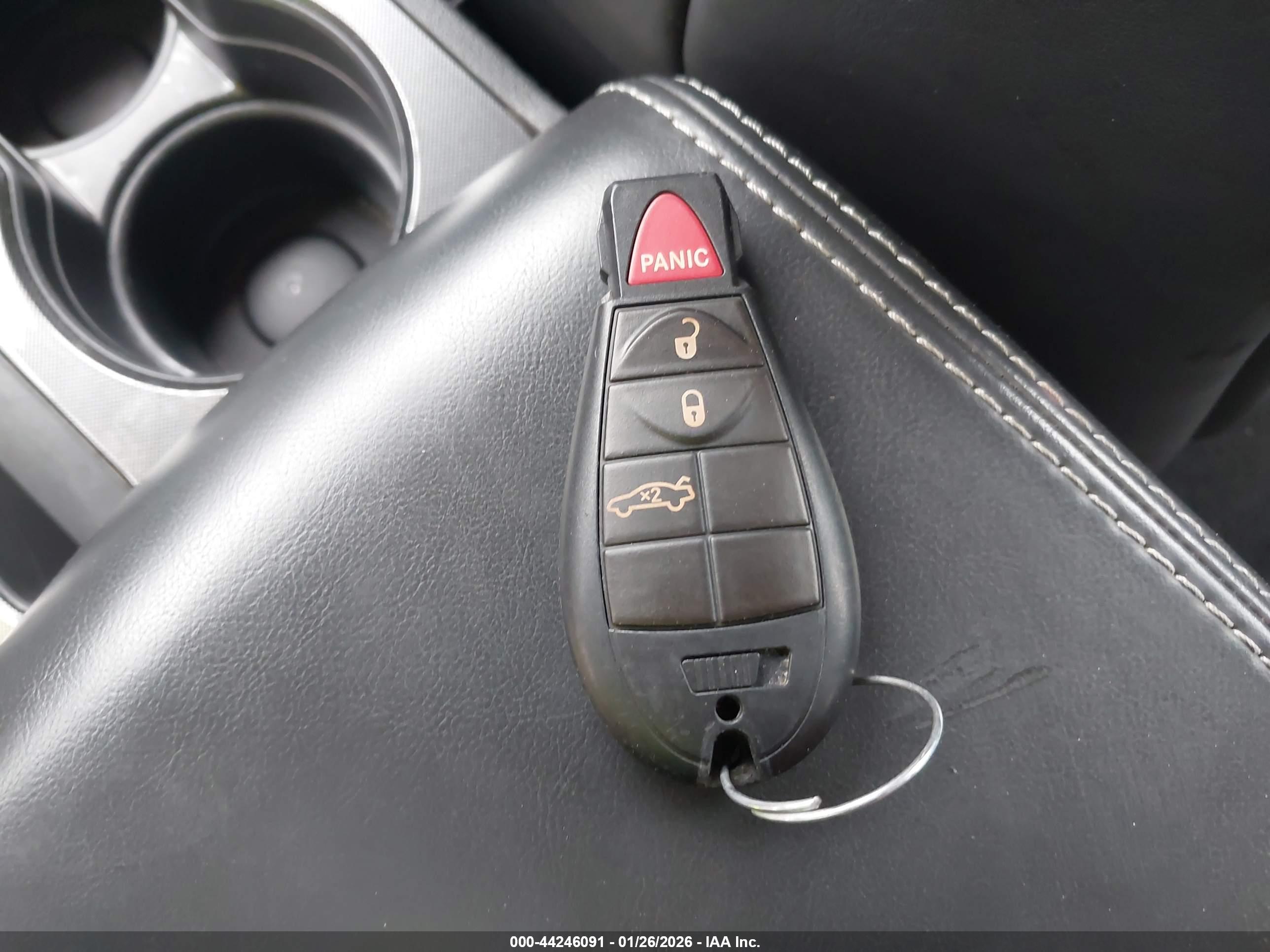 DODGE CHALLENGER image 11