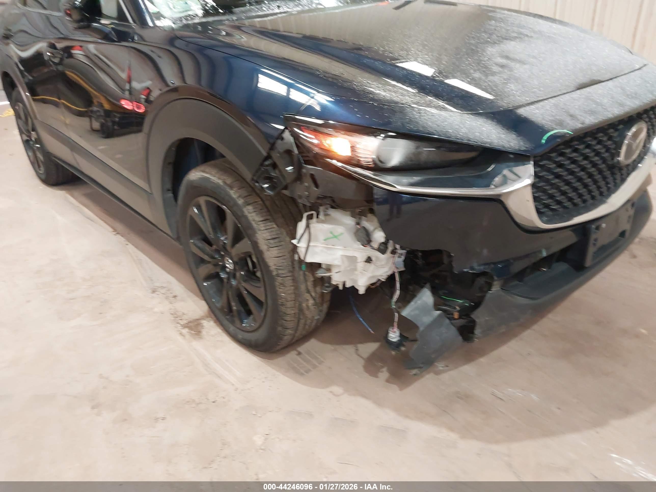 MAZDA CX-30 image 6