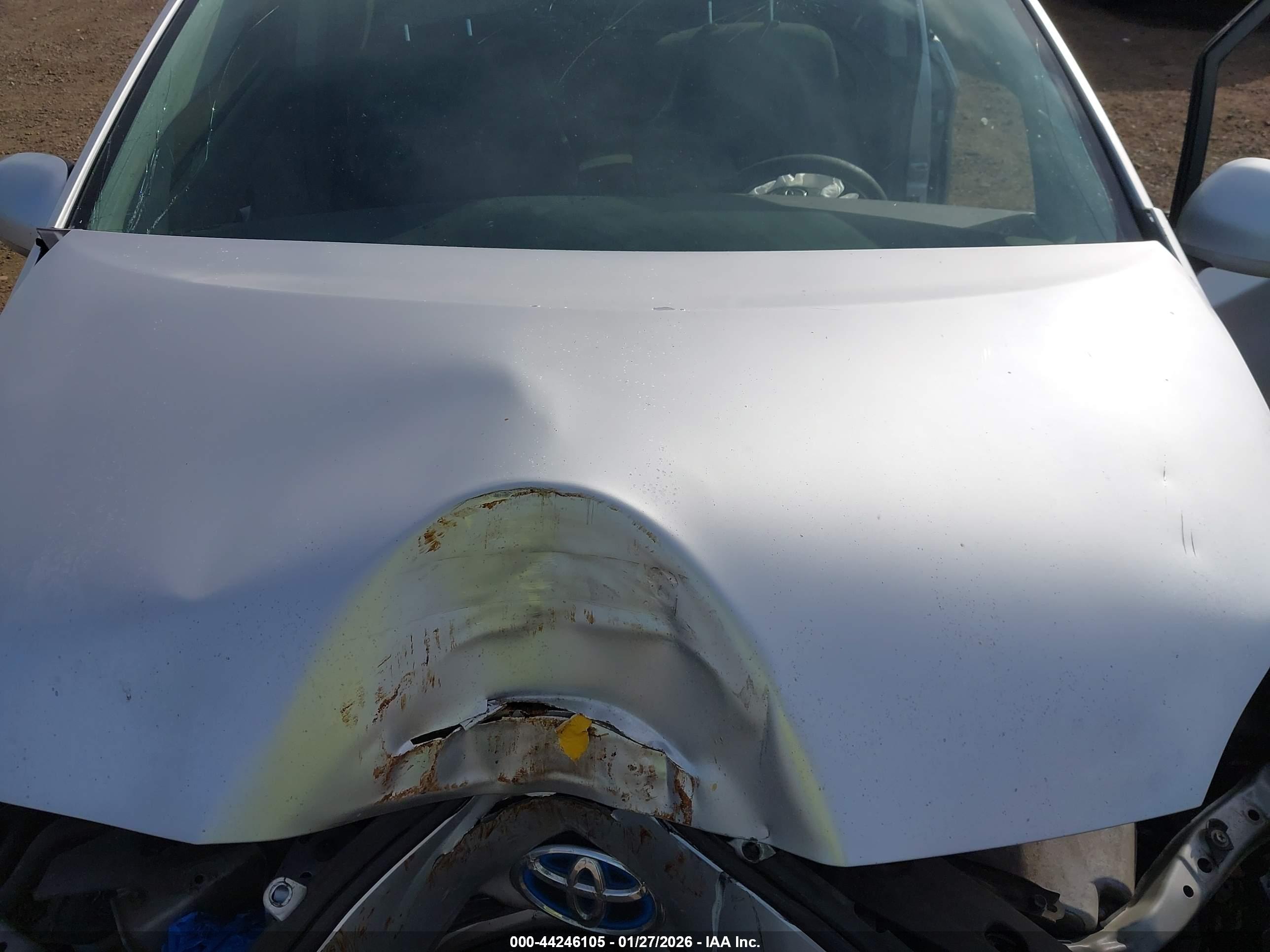 TOYOTA PRIUS image 10
