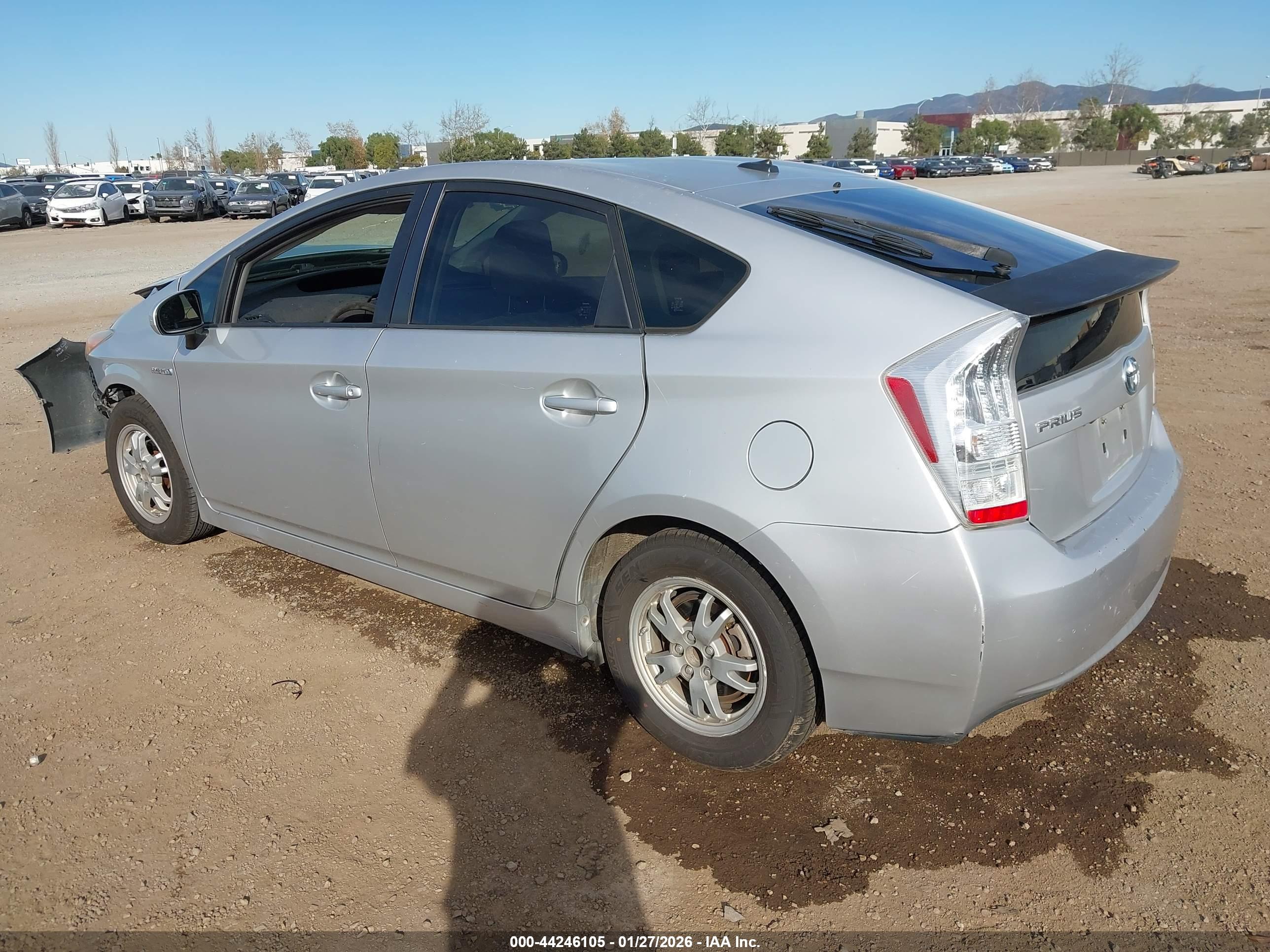 TOYOTA PRIUS image 3