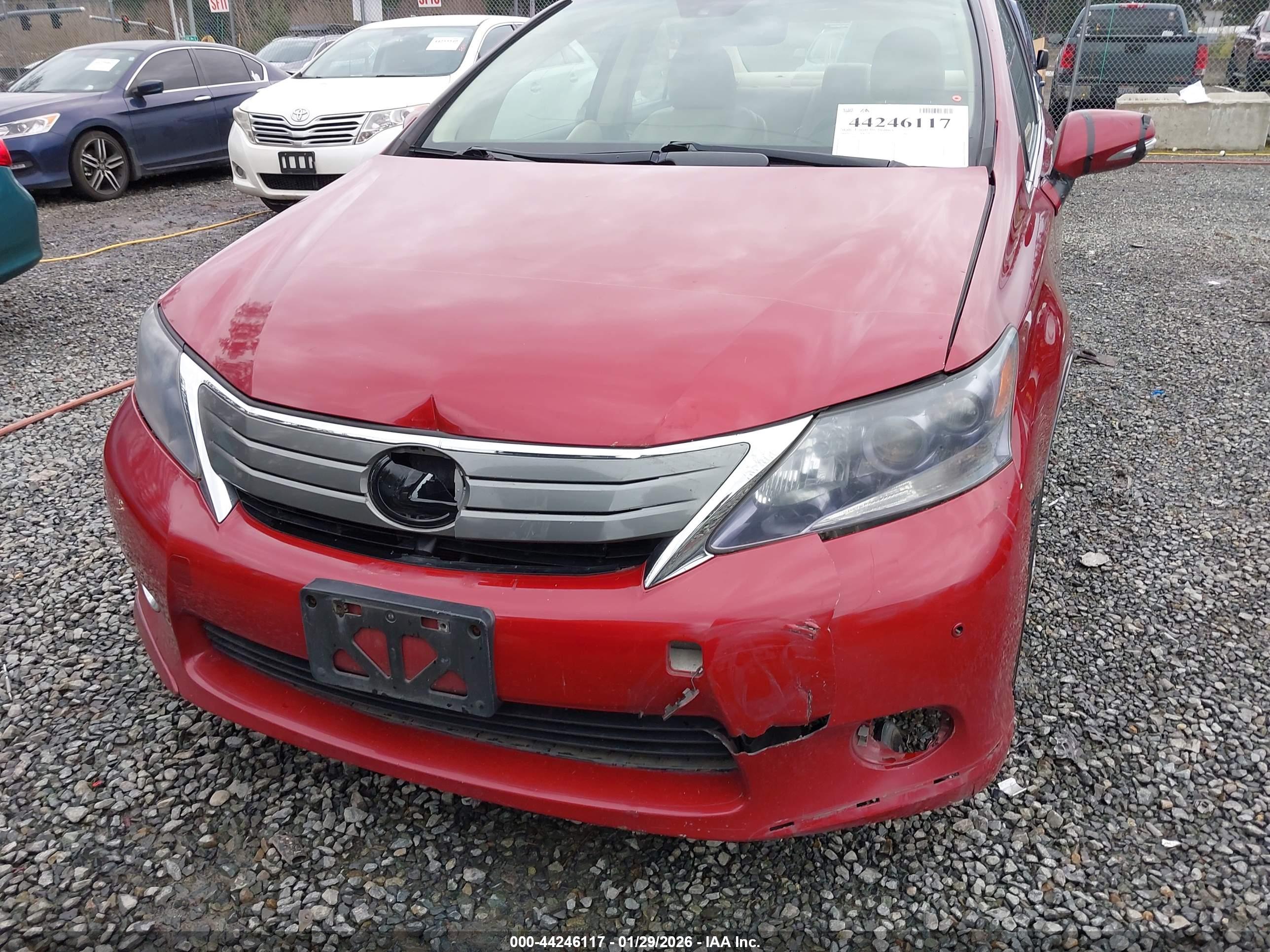 LEXUS HS image 6