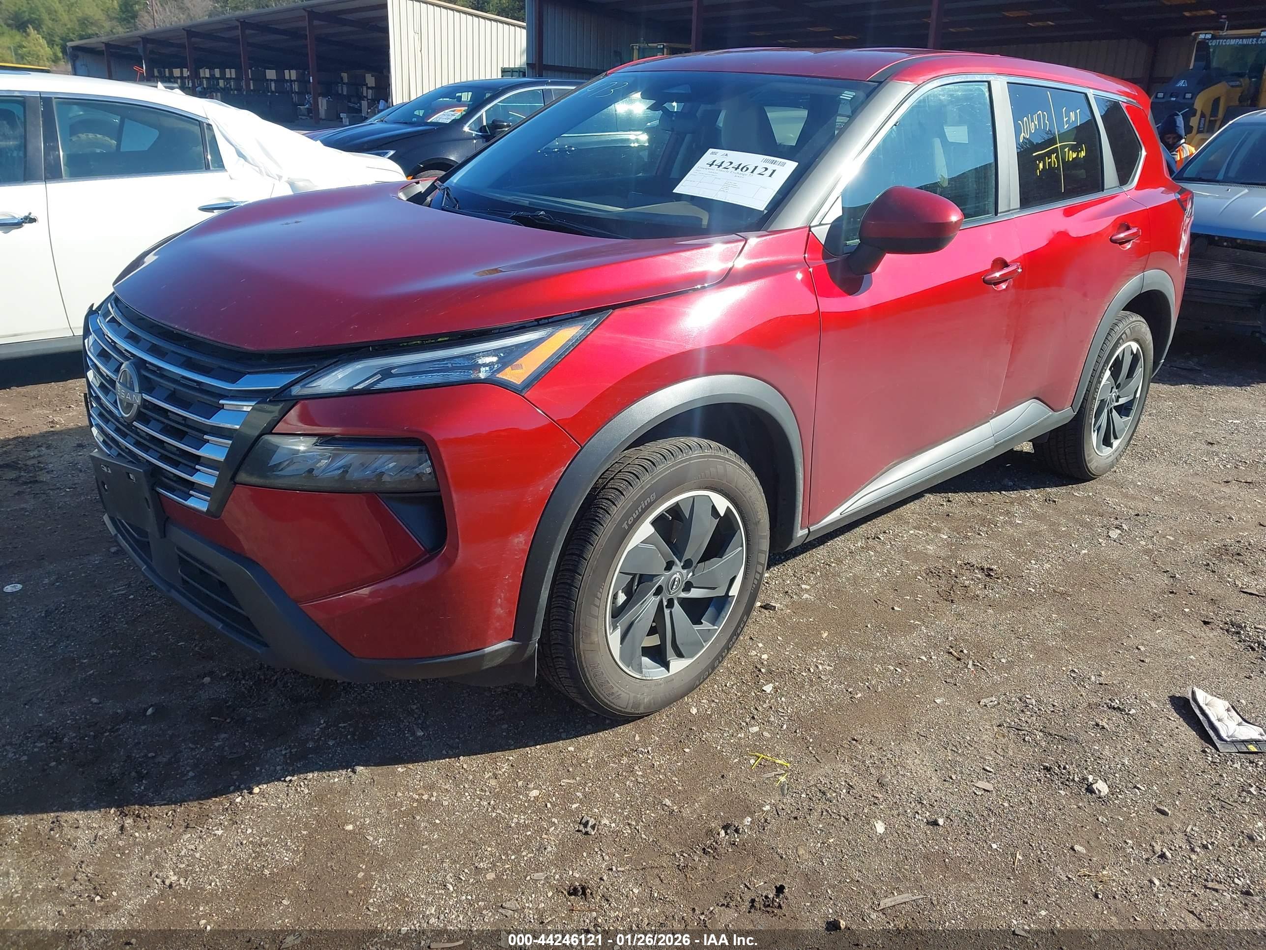NISSAN ROGUE image 2