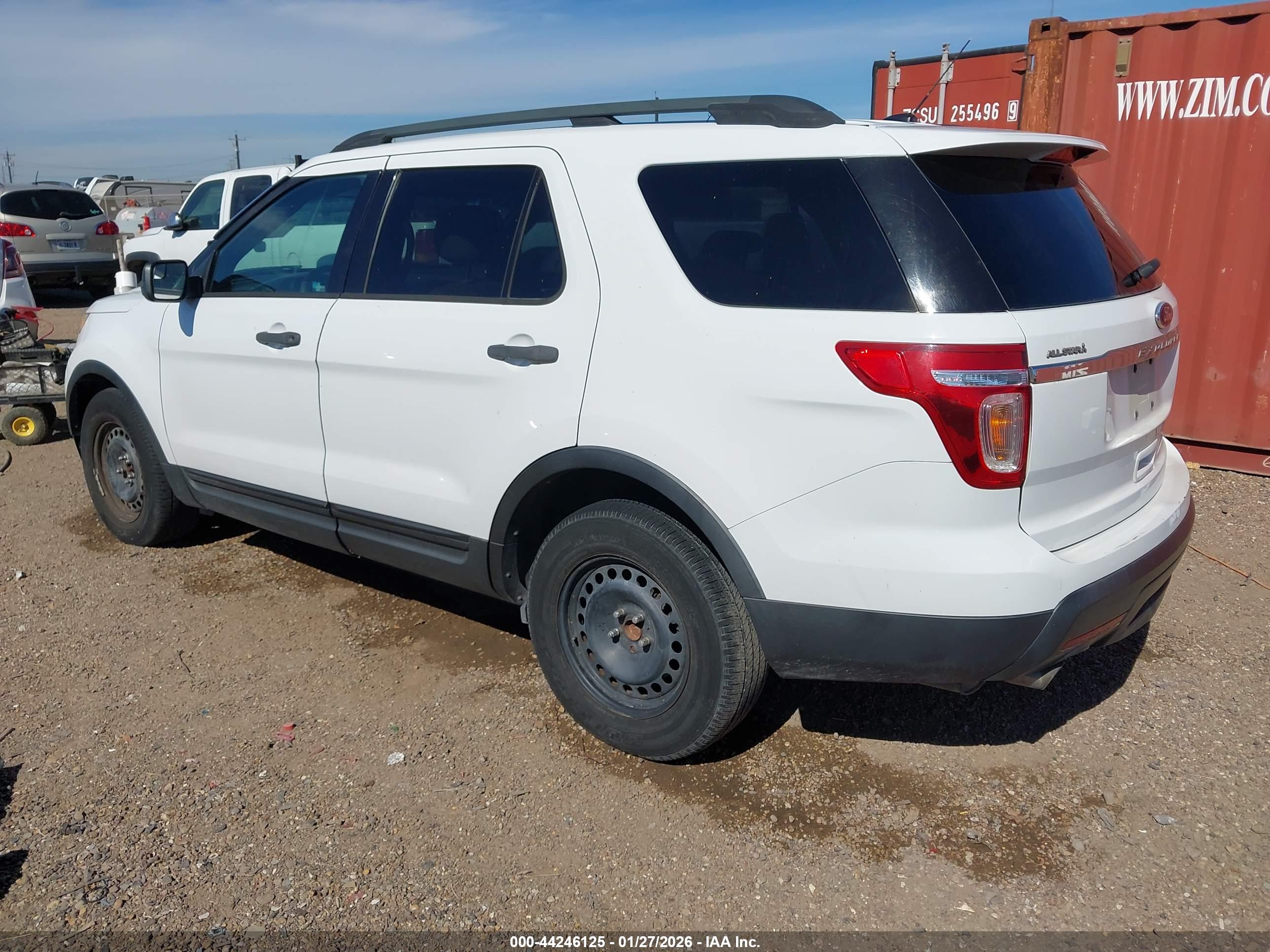 FORD EXPLORER image 3