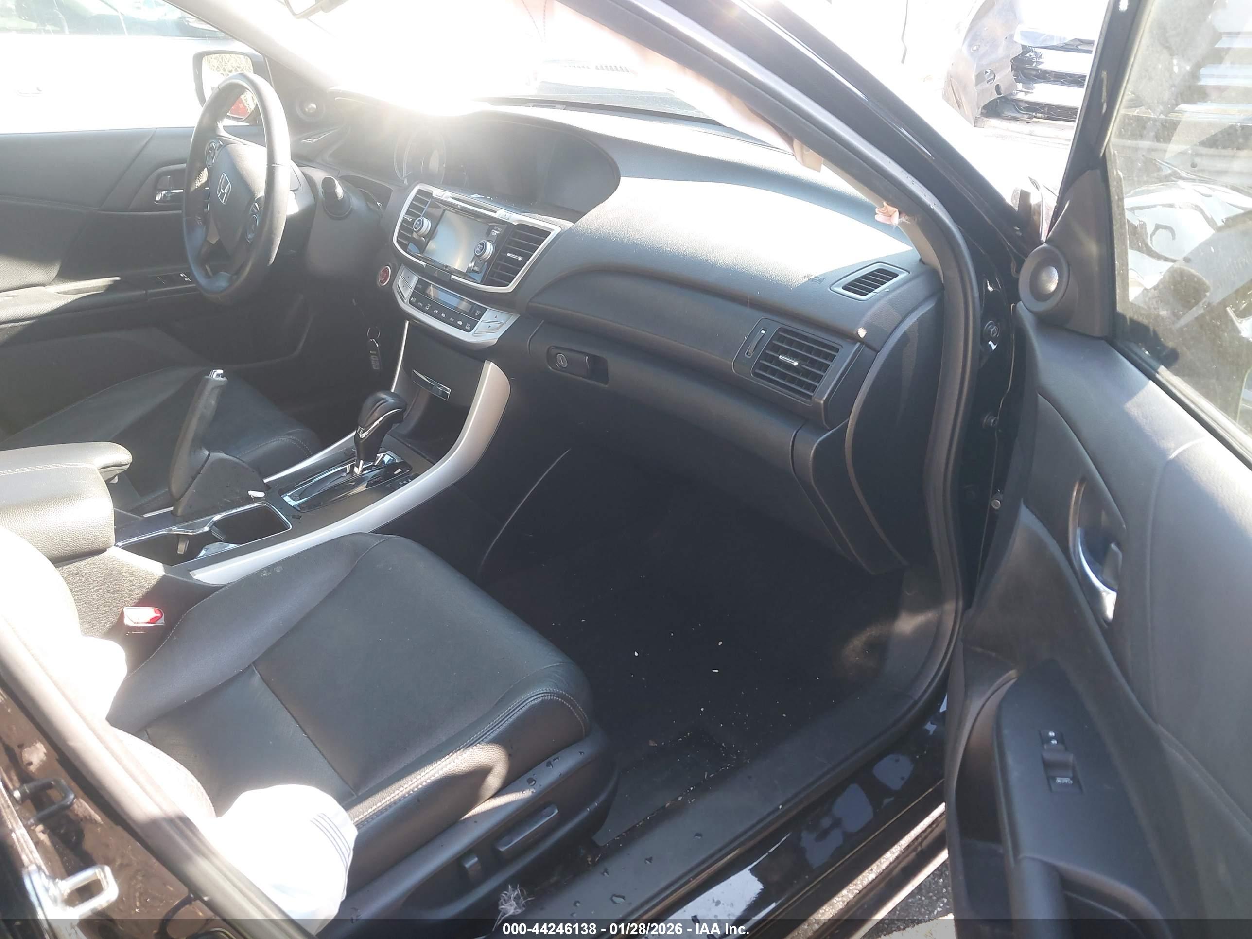 HONDA ACCORD image 5