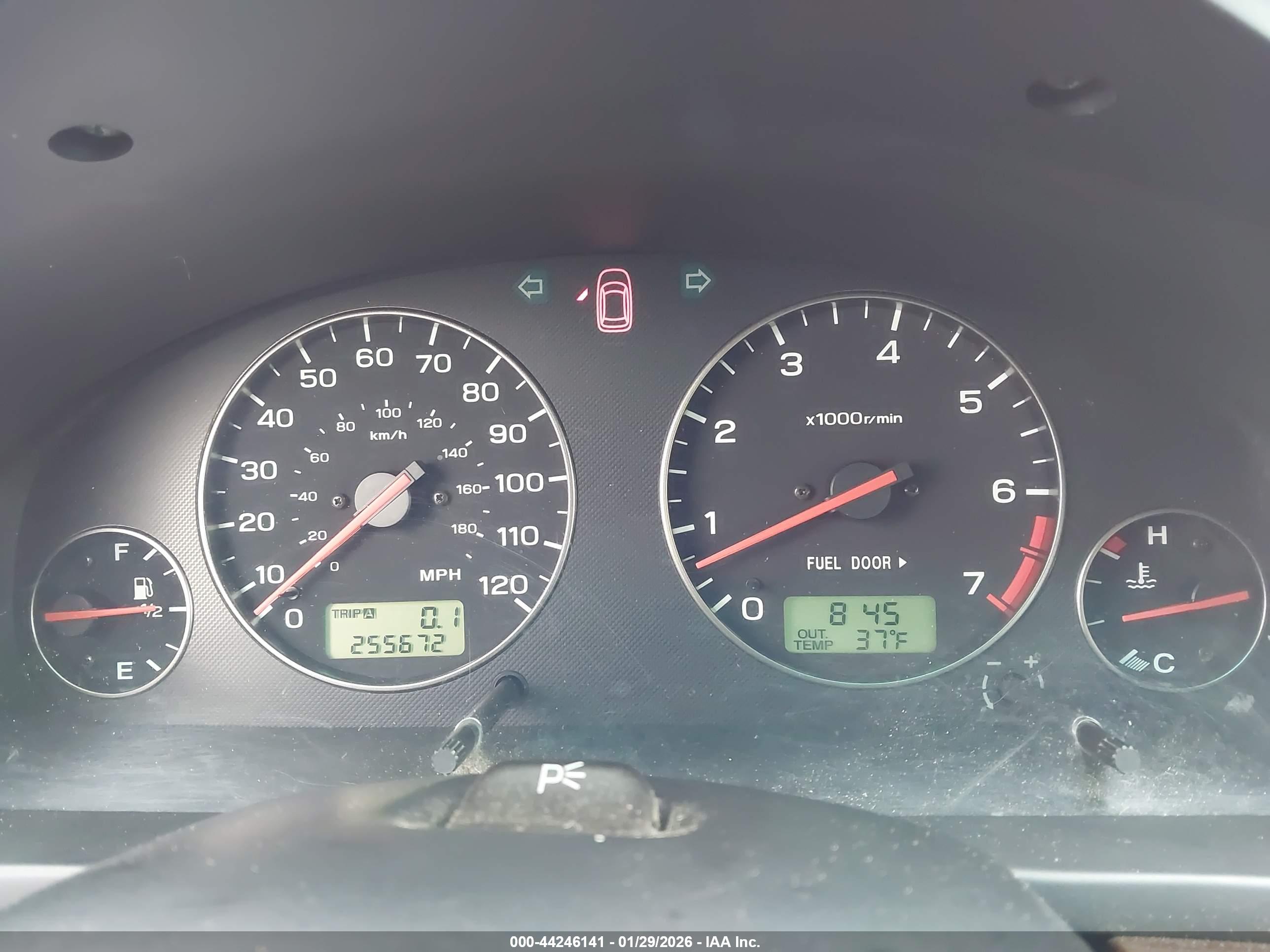 SUBARU OUTBACK image 7