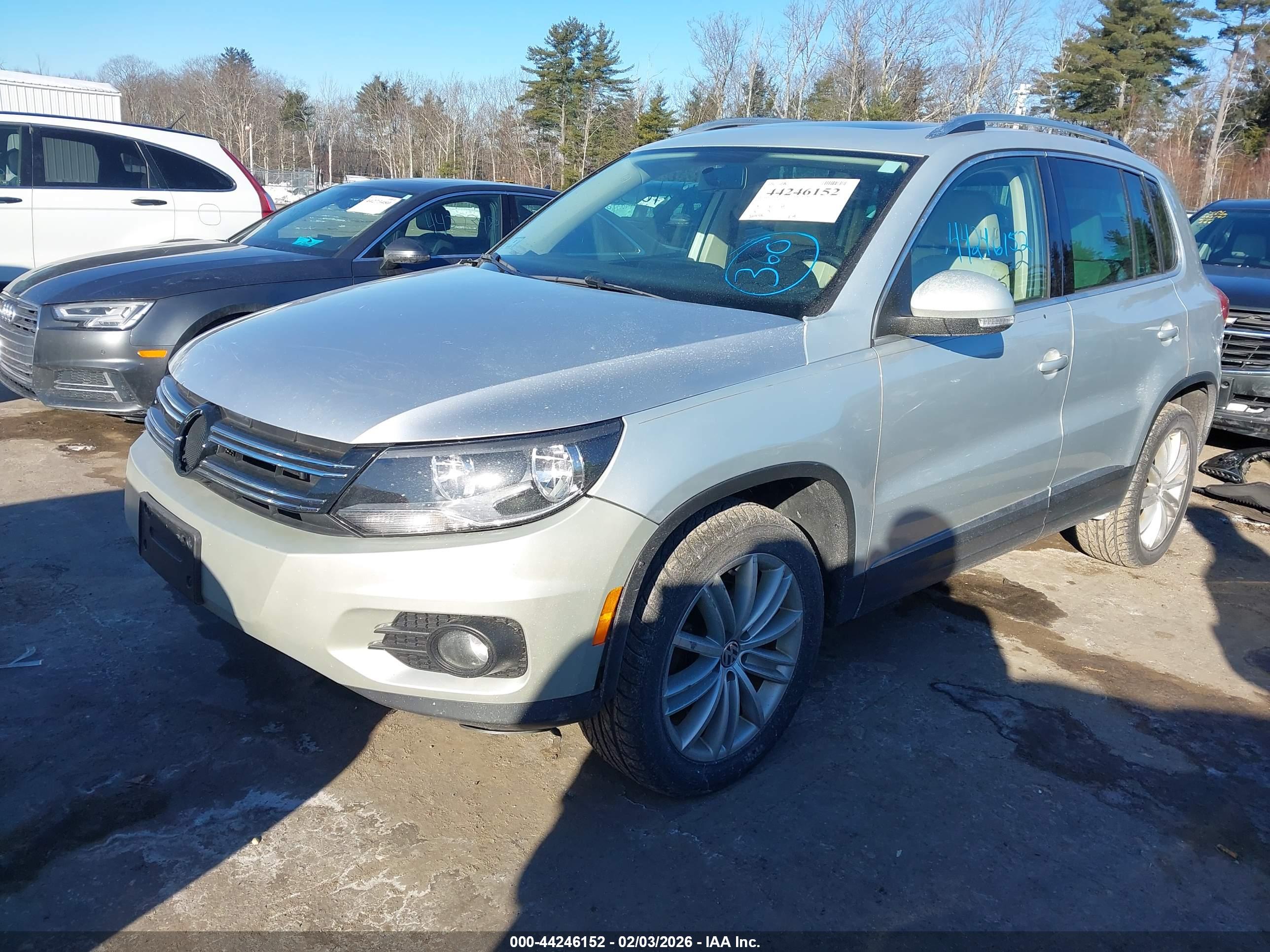 VOLKSWAGEN TIGUAN image 2