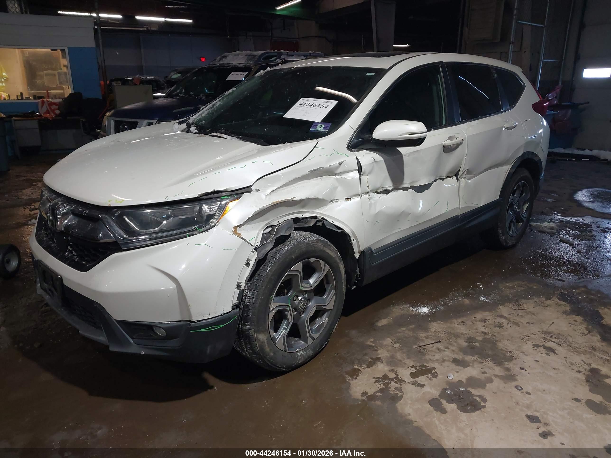 HONDA CR-V image 2