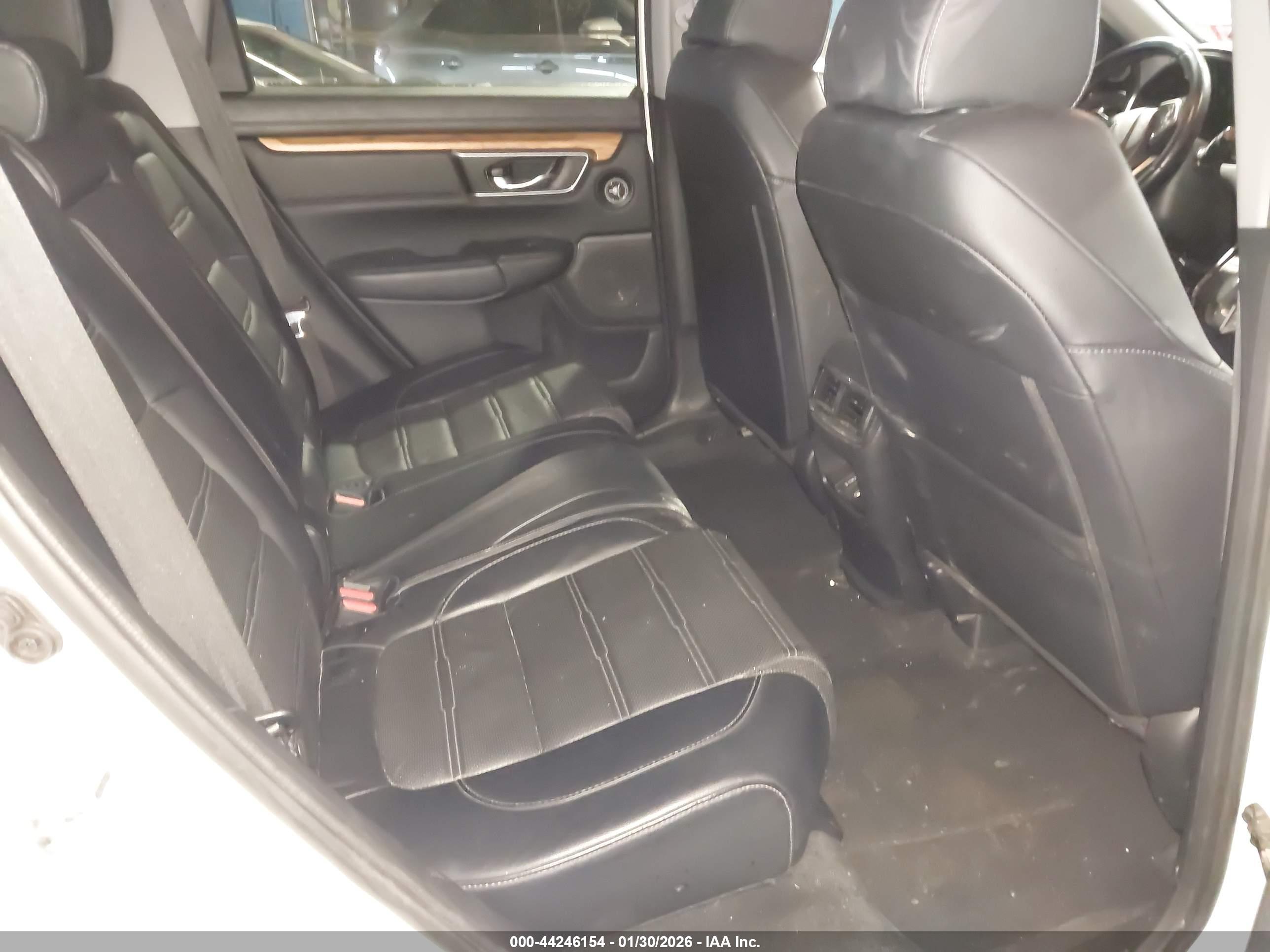 HONDA CR-V image 8