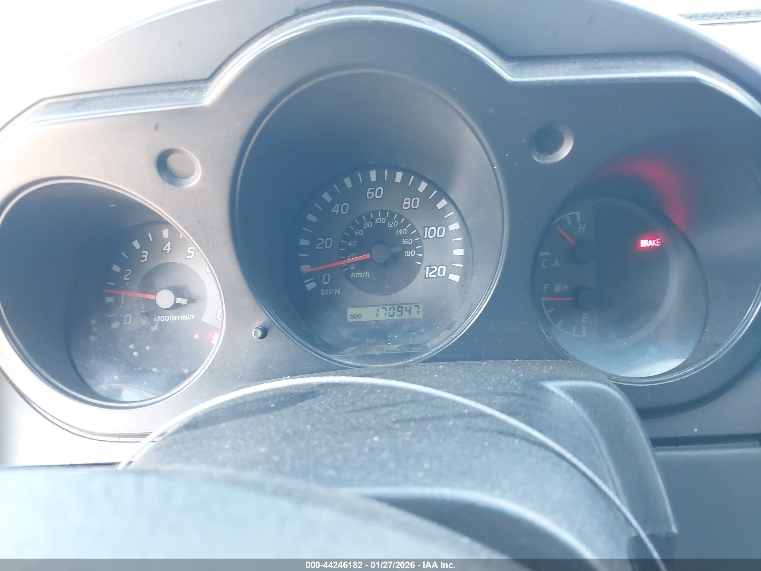 NISSAN FRONTIER image 7