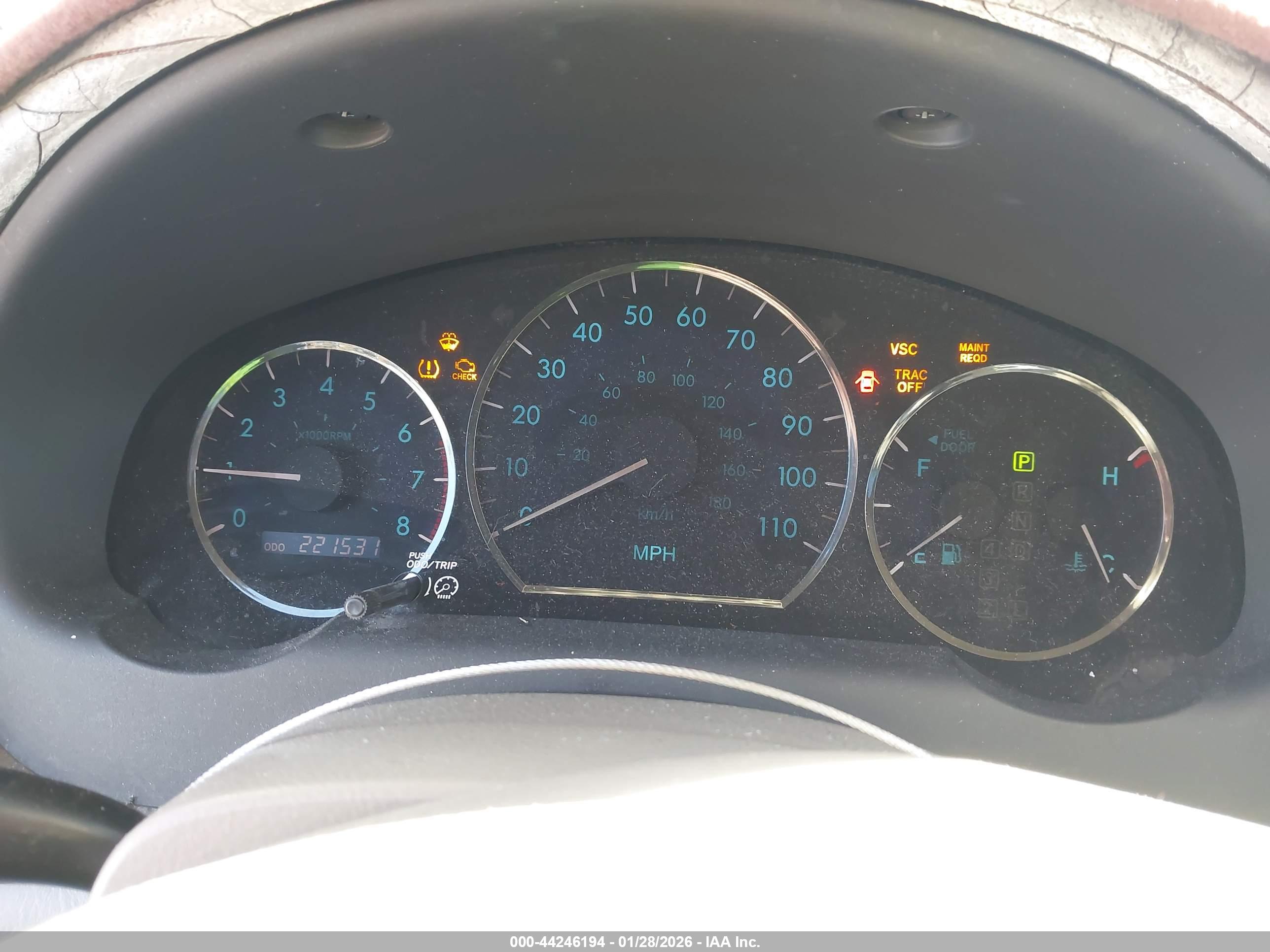 TOYOTA SIENNA image 7