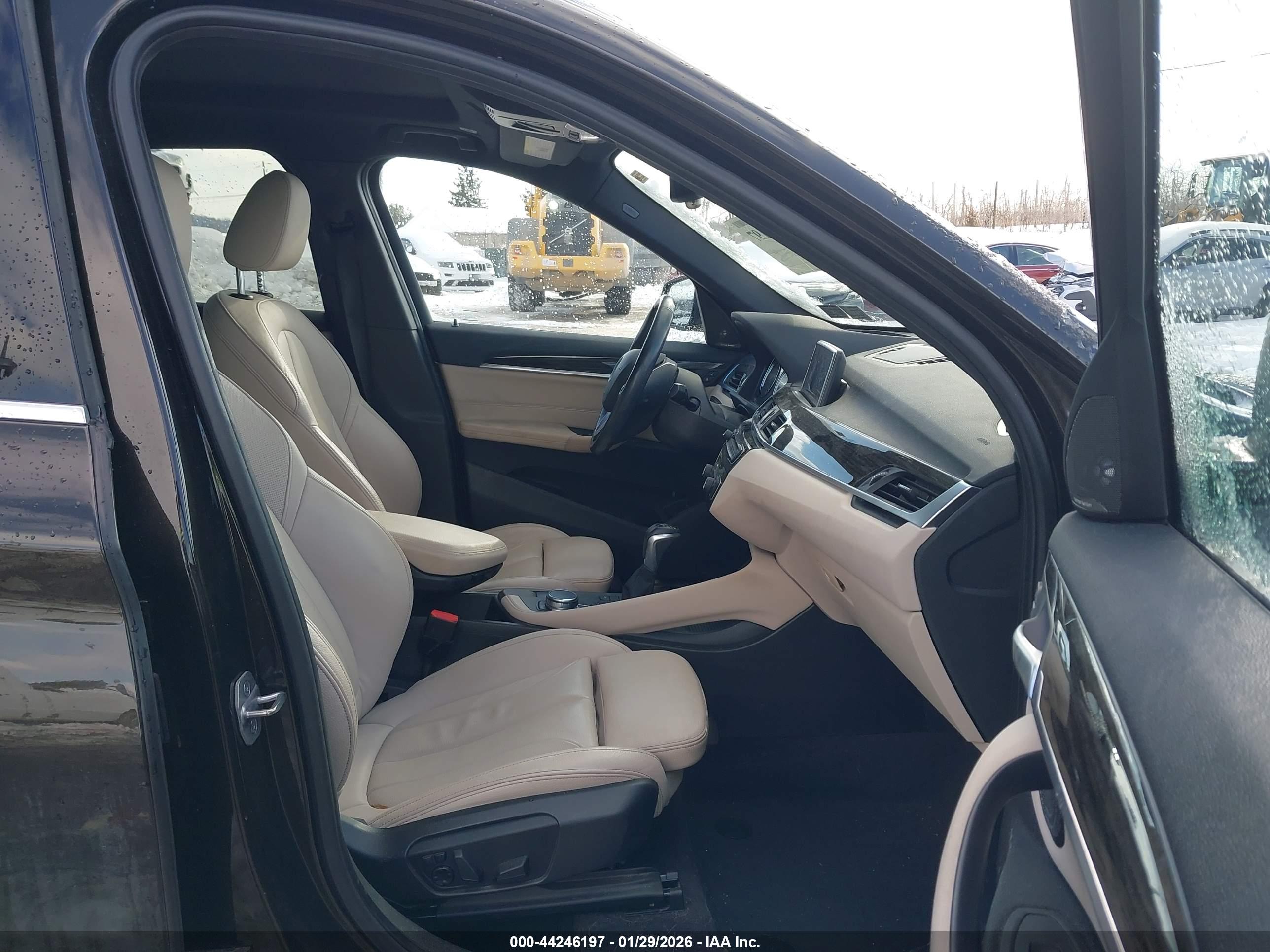 BMW X1 image 5