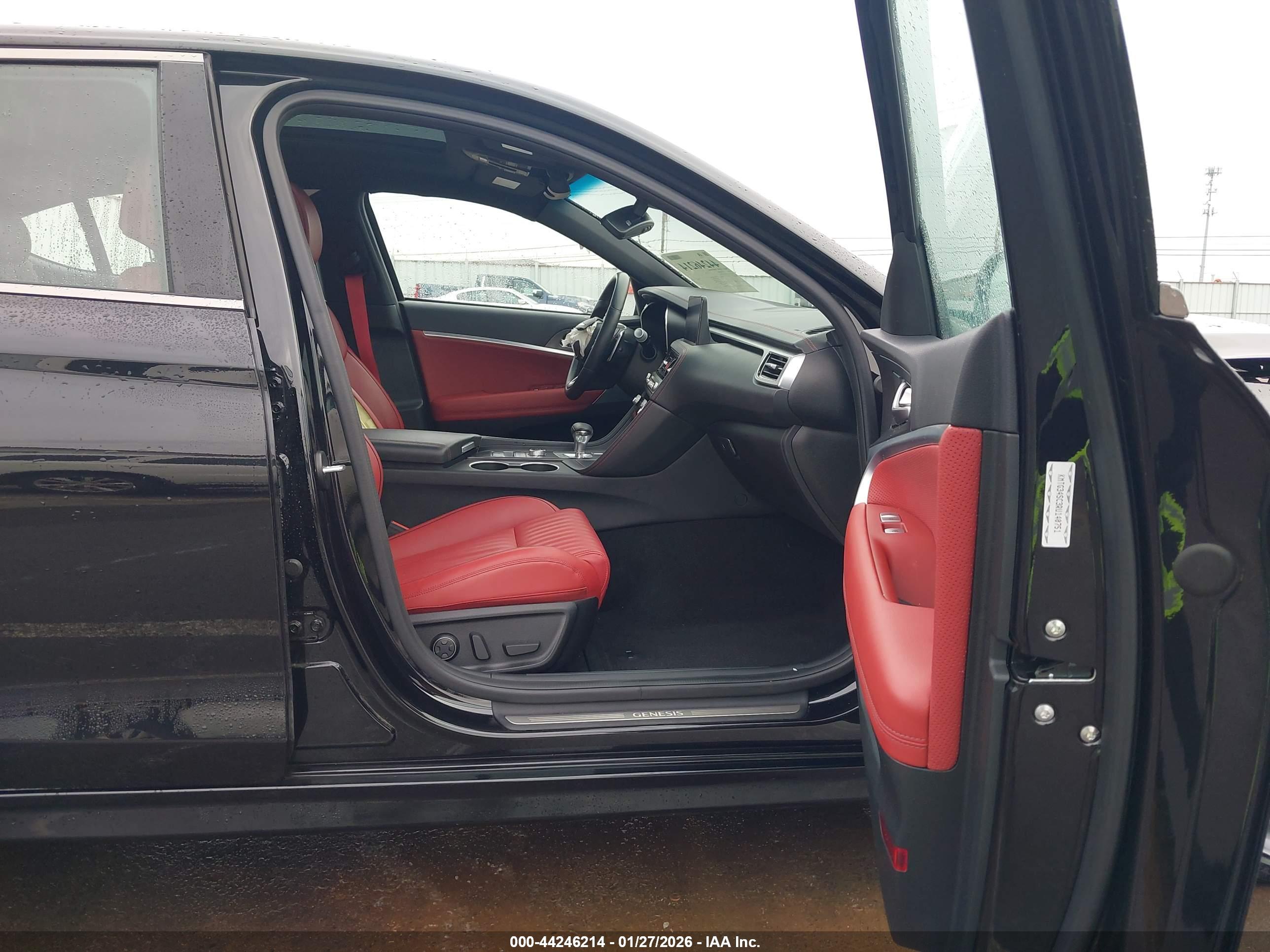 GENESIS G70 image 5