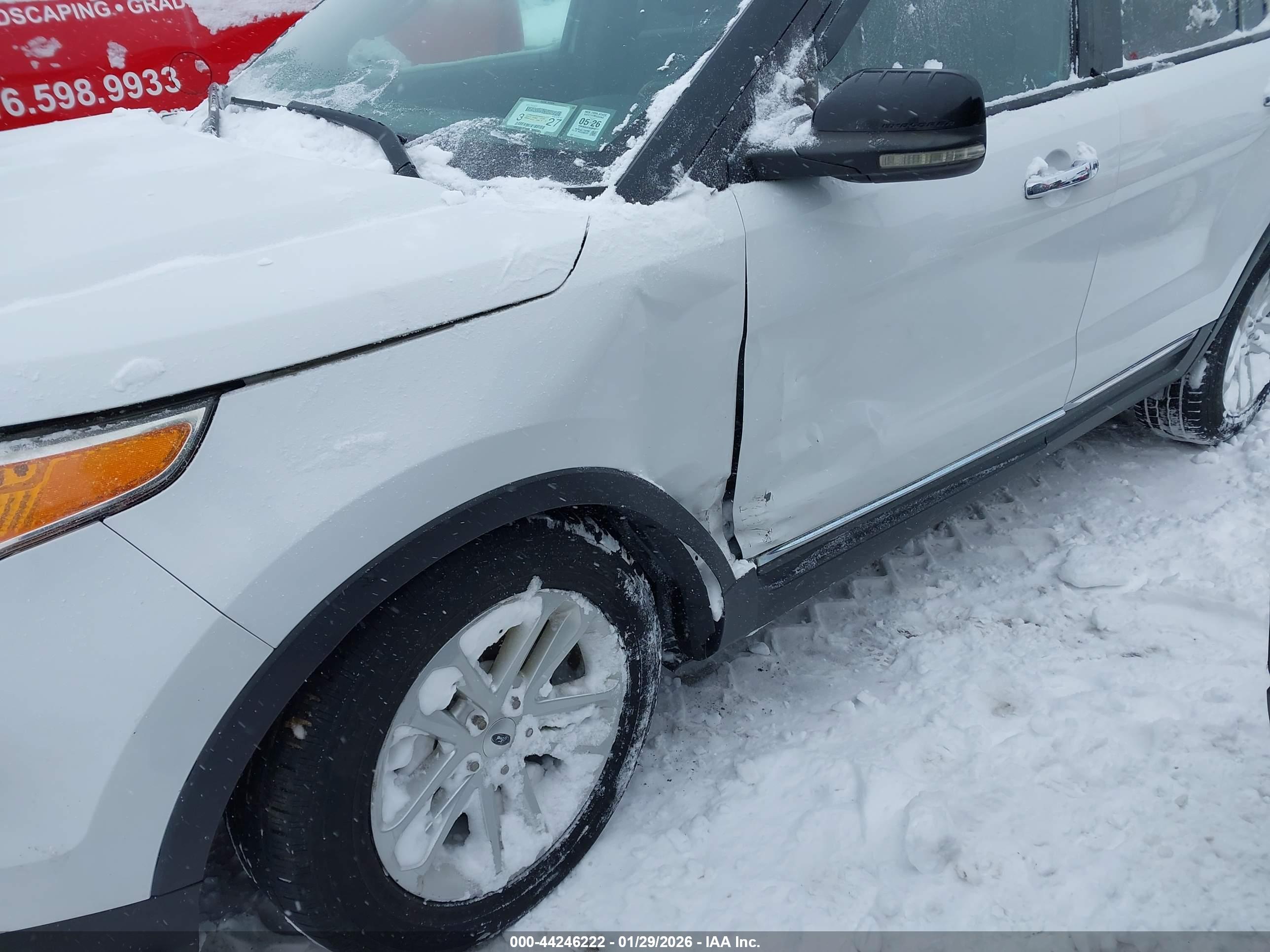 FORD EXPLORER image 6