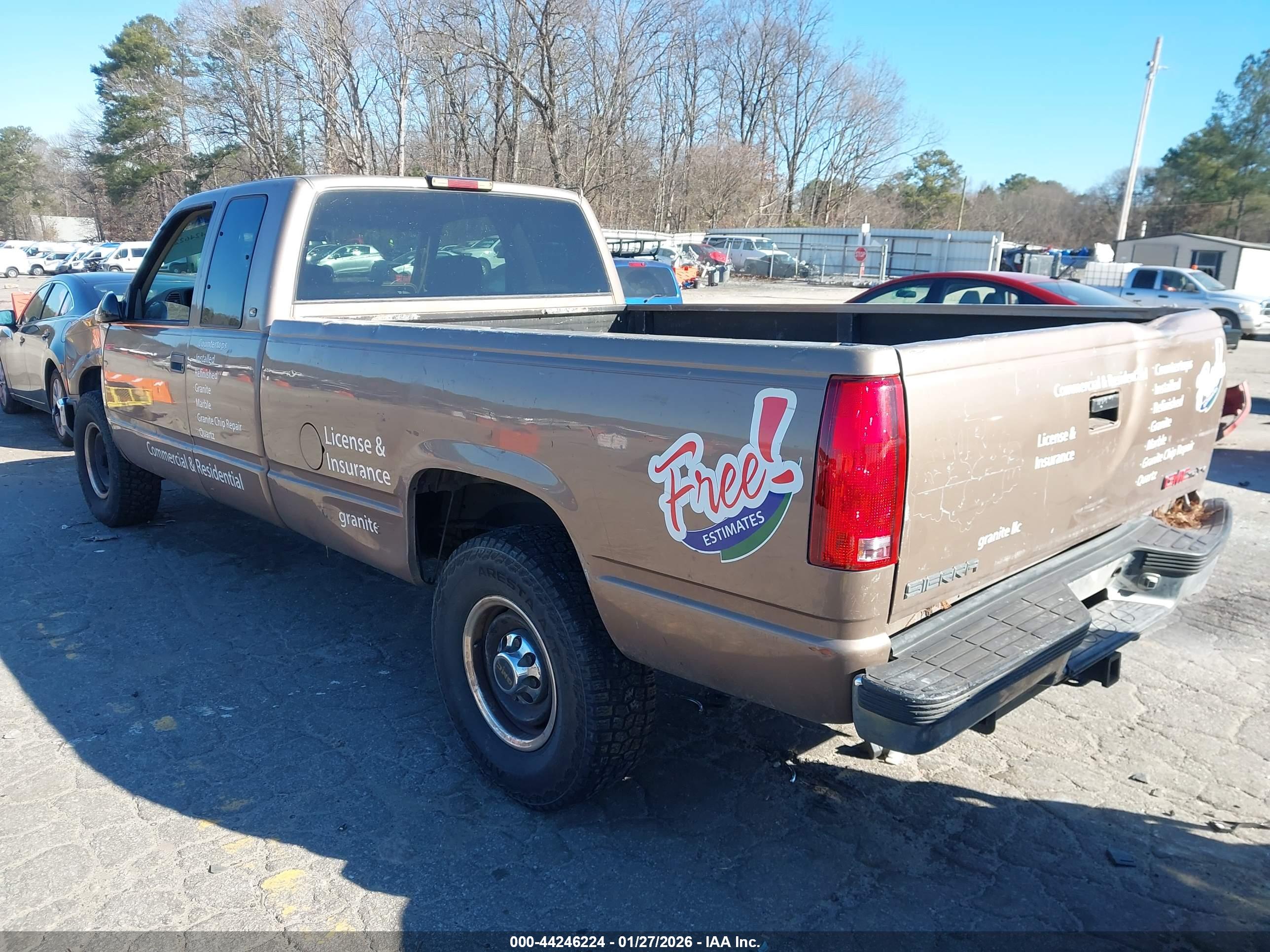 GMC SIERRA image 3