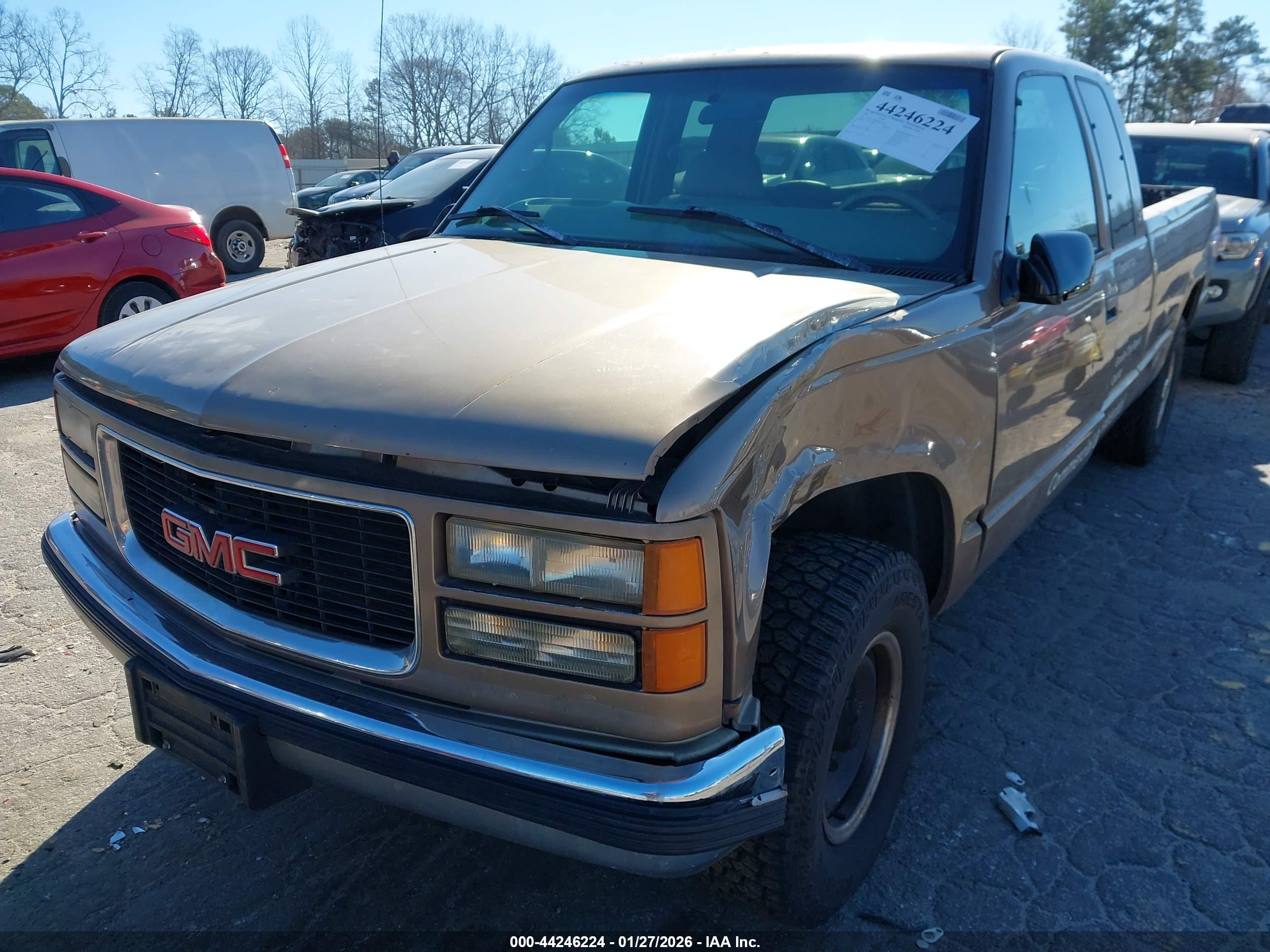 GMC SIERRA image 6