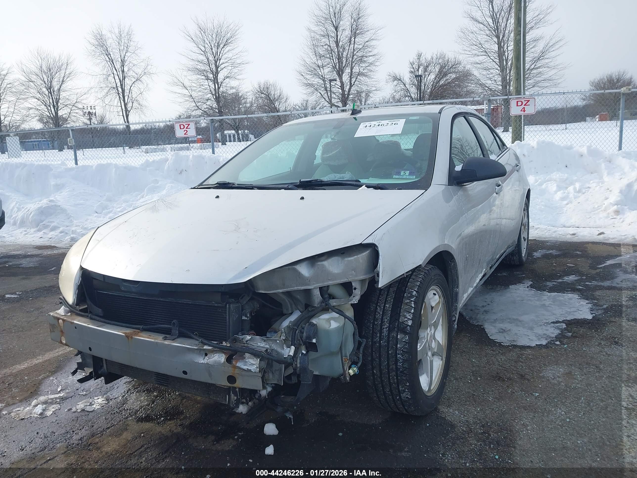 PONTIAC G6 image 2