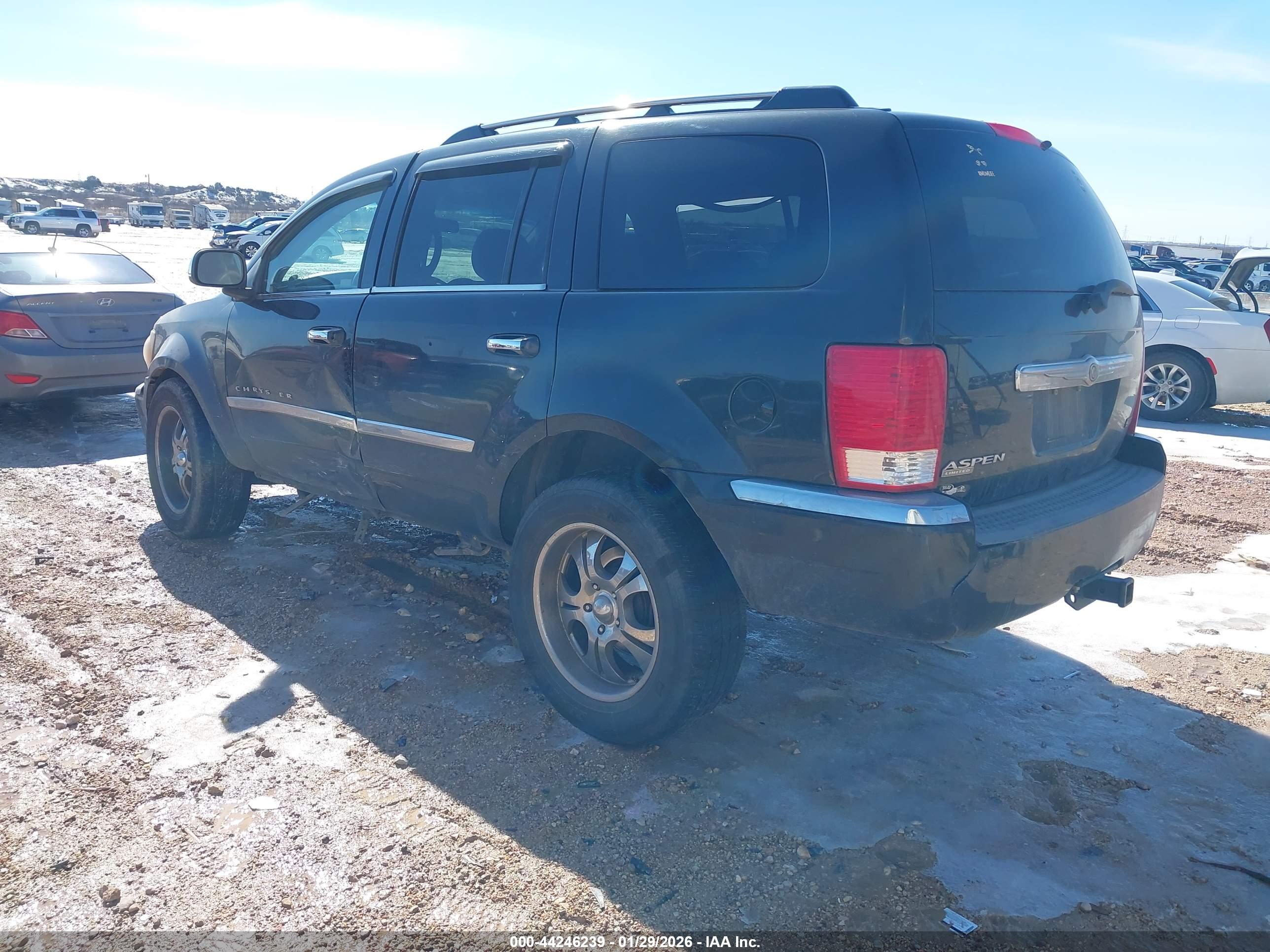 CHRYSLER ASPEN image 3
